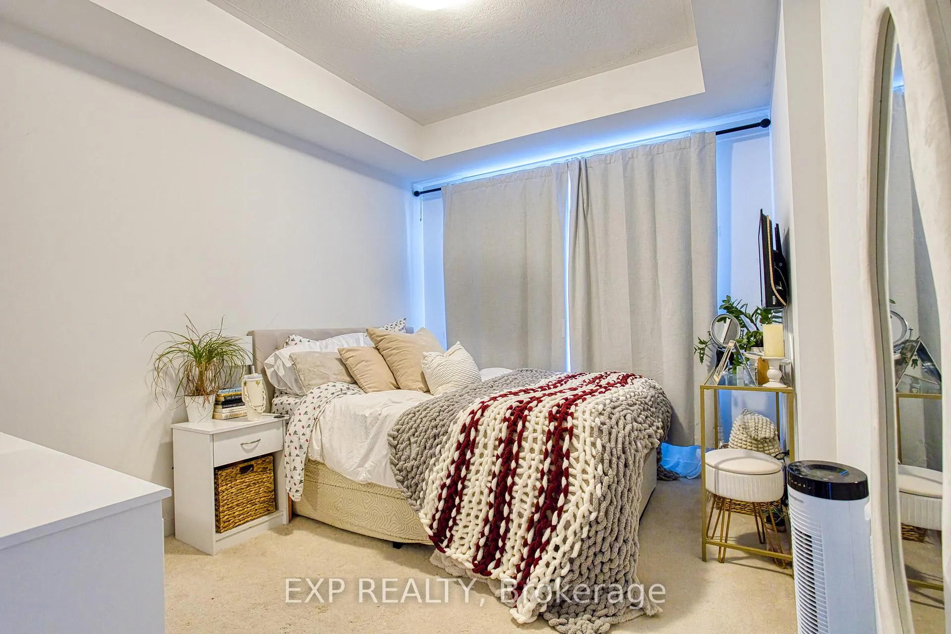 Photo 10 of Unit 130, 35 Southshore Crescent, Hamilton, Lakeshore — HOMEH