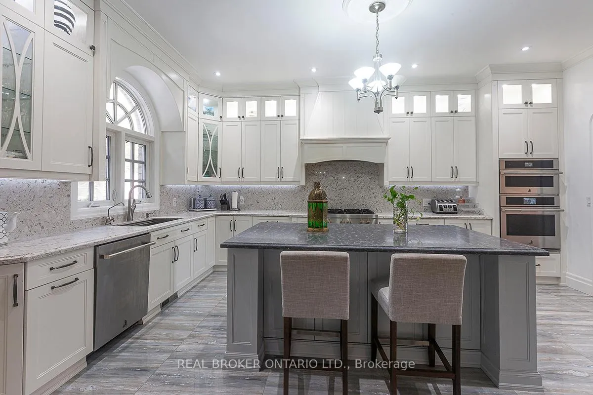 Photo 11 of 10 Costner Place, Caledon, Palgrave — HOMEH