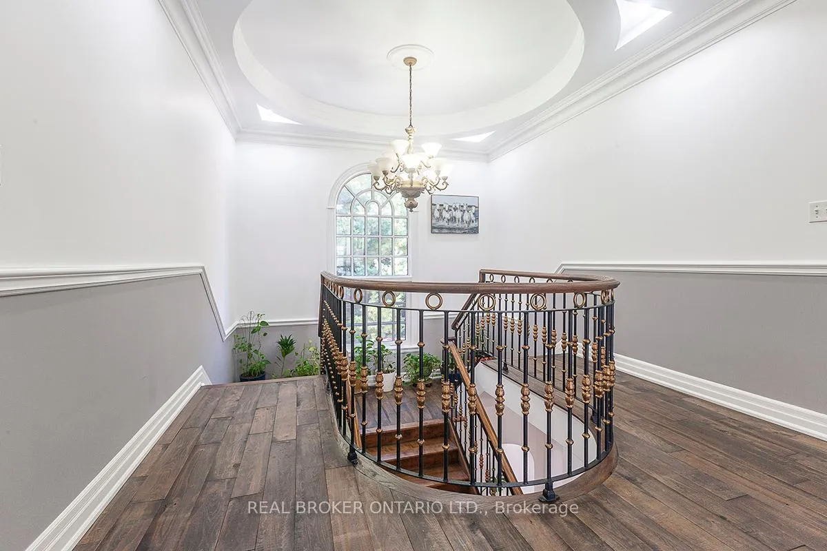 Photo 19 of 10 Costner Place, Caledon, Palgrave — HOMEH