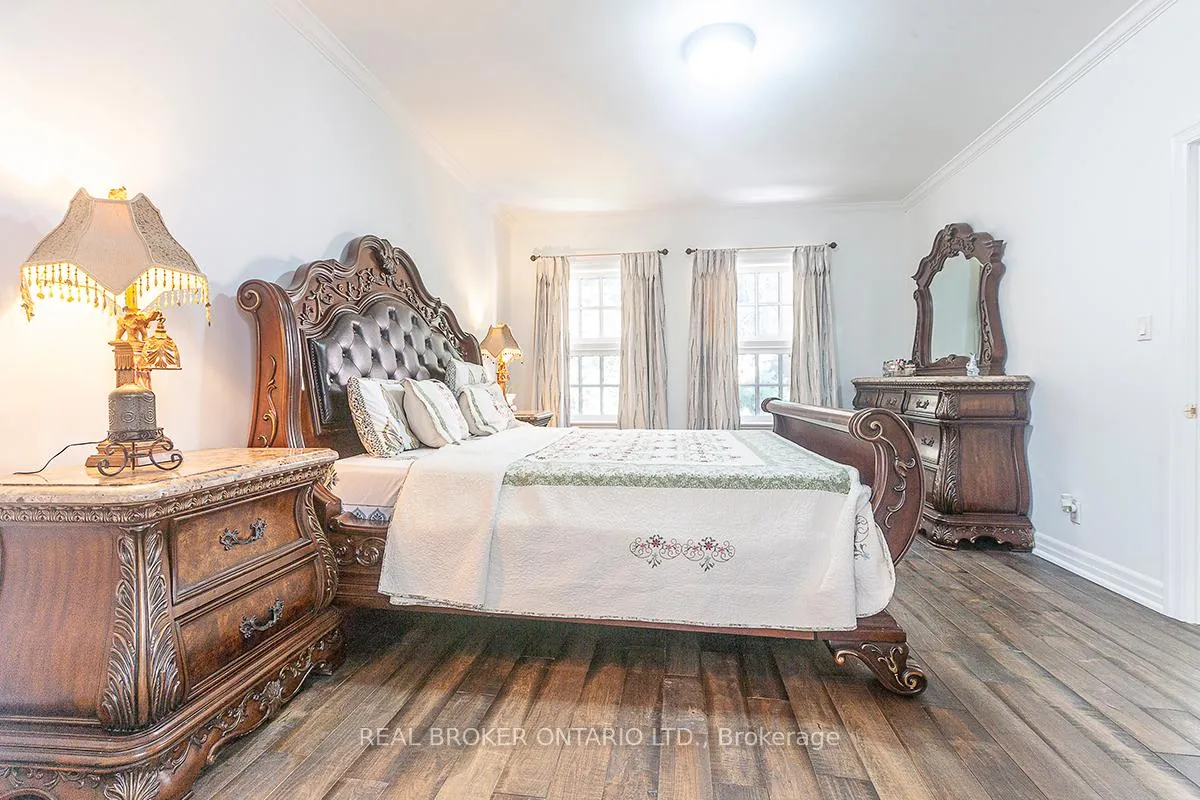 Photo 20 of 10 Costner Place, Caledon, Palgrave — HOMEH