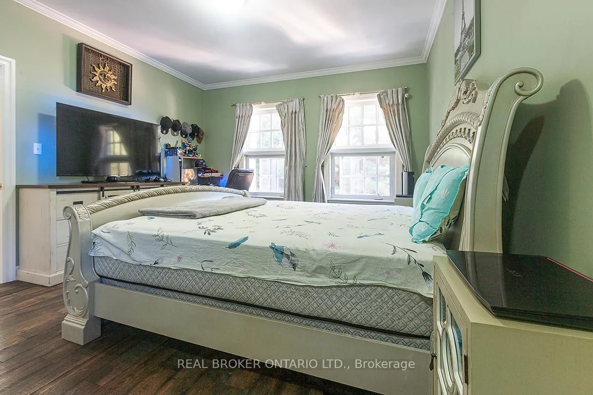 Photo 24 of 10 Costner Place, Caledon, Palgrave — HOMEH