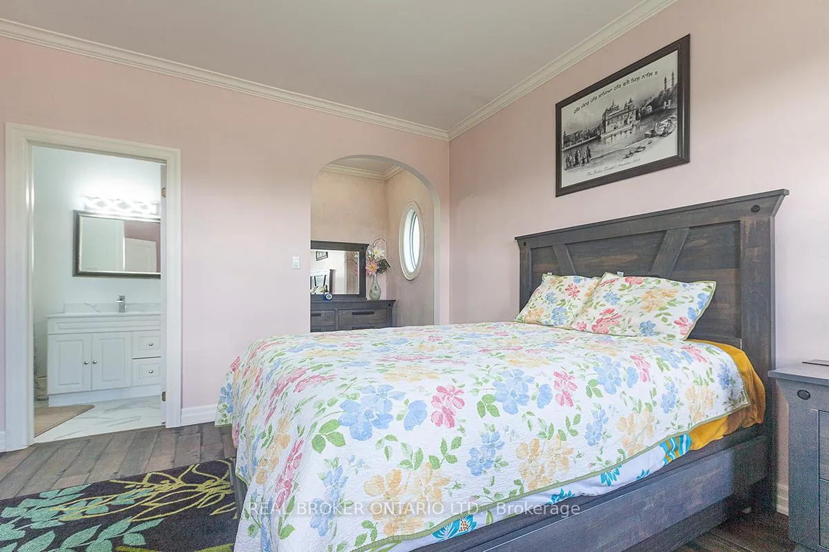 Photo 27 of 10 Costner Place, Caledon, Palgrave — HOMEH