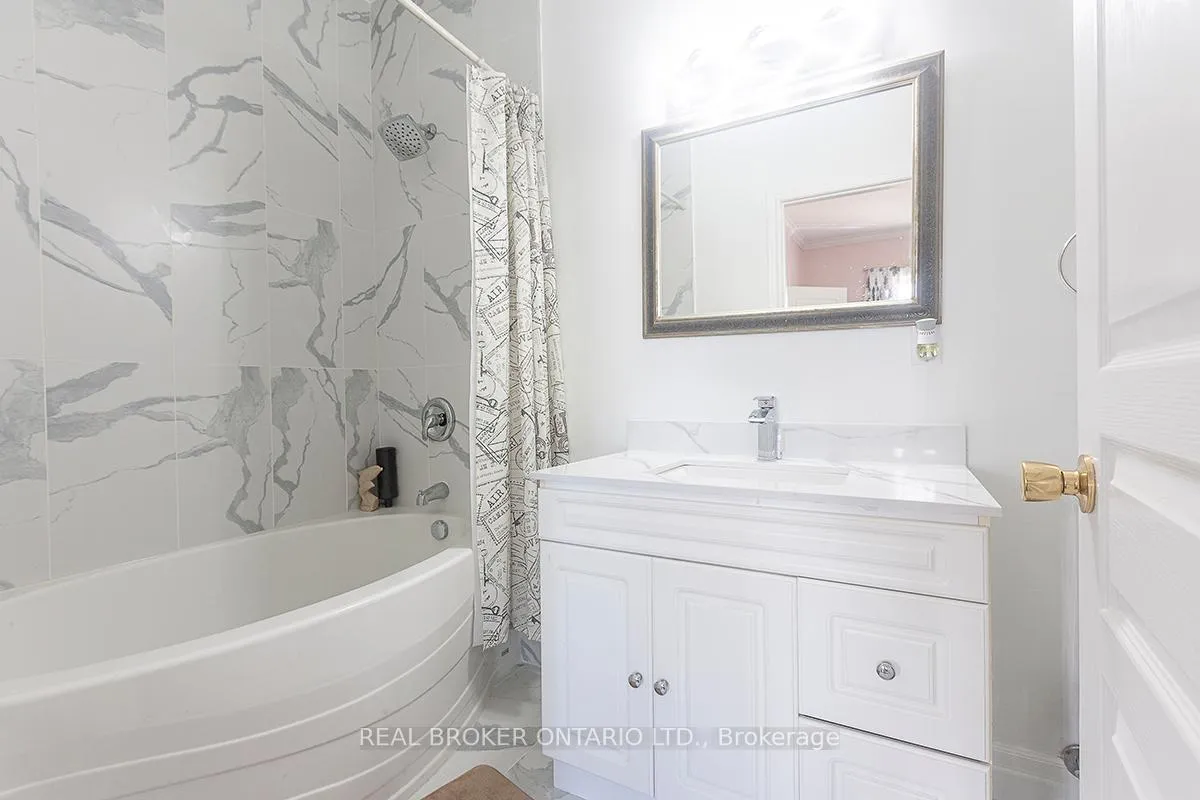 Photo 28 of 10 Costner Place, Caledon, Palgrave — HOMEH