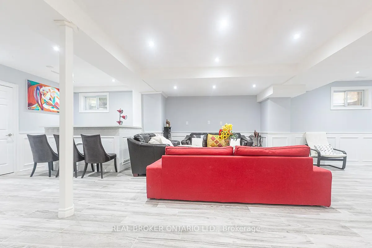 Photo 31 of 10 Costner Place, Caledon, Palgrave — HOMEH