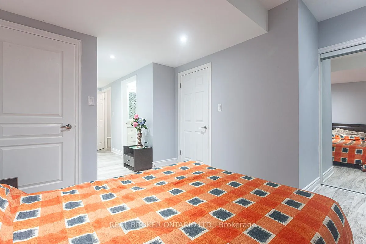 Photo 35 of 10 Costner Place, Caledon, Palgrave — HOMEH