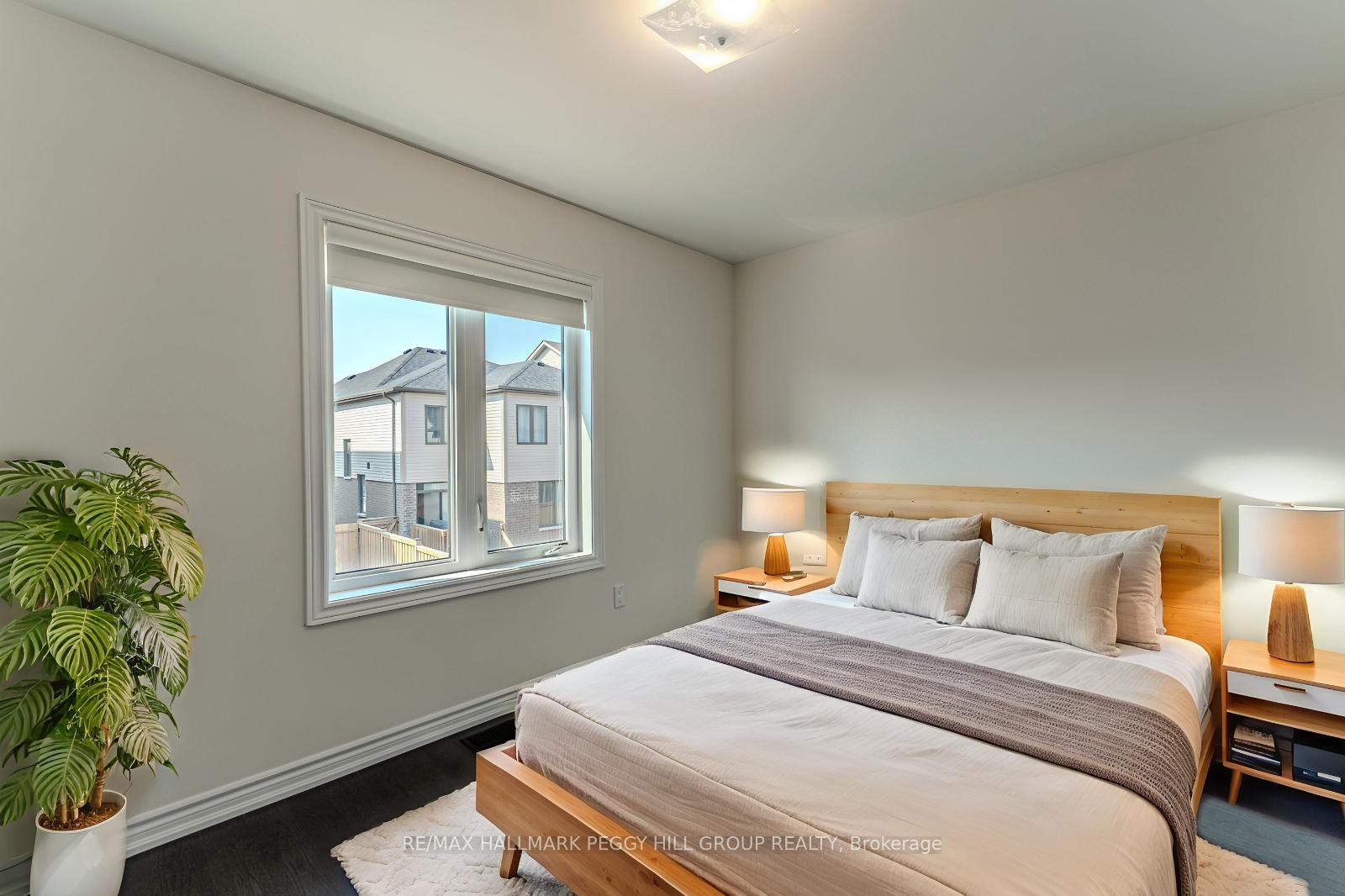 Photo 7 of 152 Nottingham Road, Barrie, Rural Barrie Southeast — HOMEH