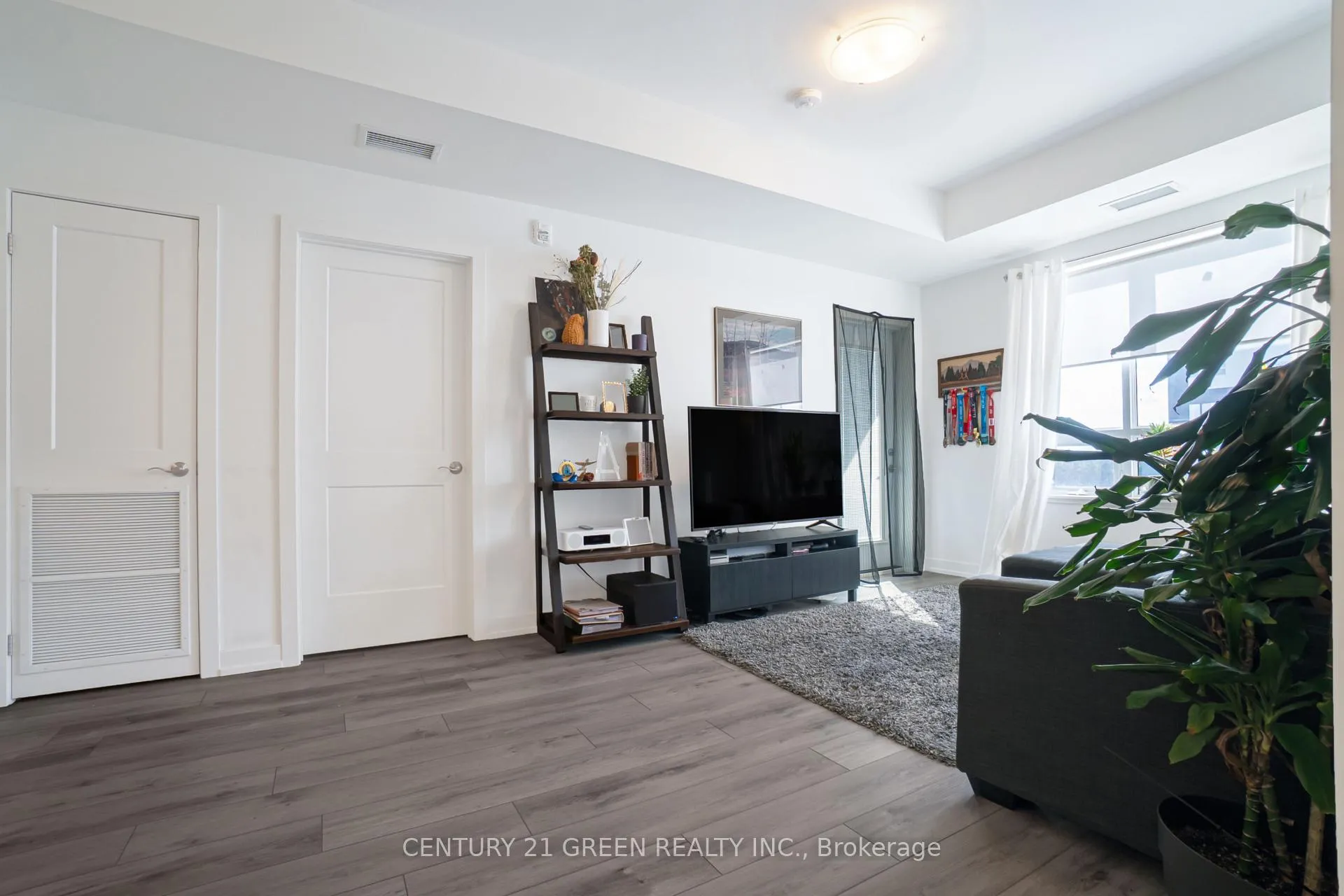 Photo 13 of Unit 407, 255 Northfield Drive E, Waterloo — HOMEH