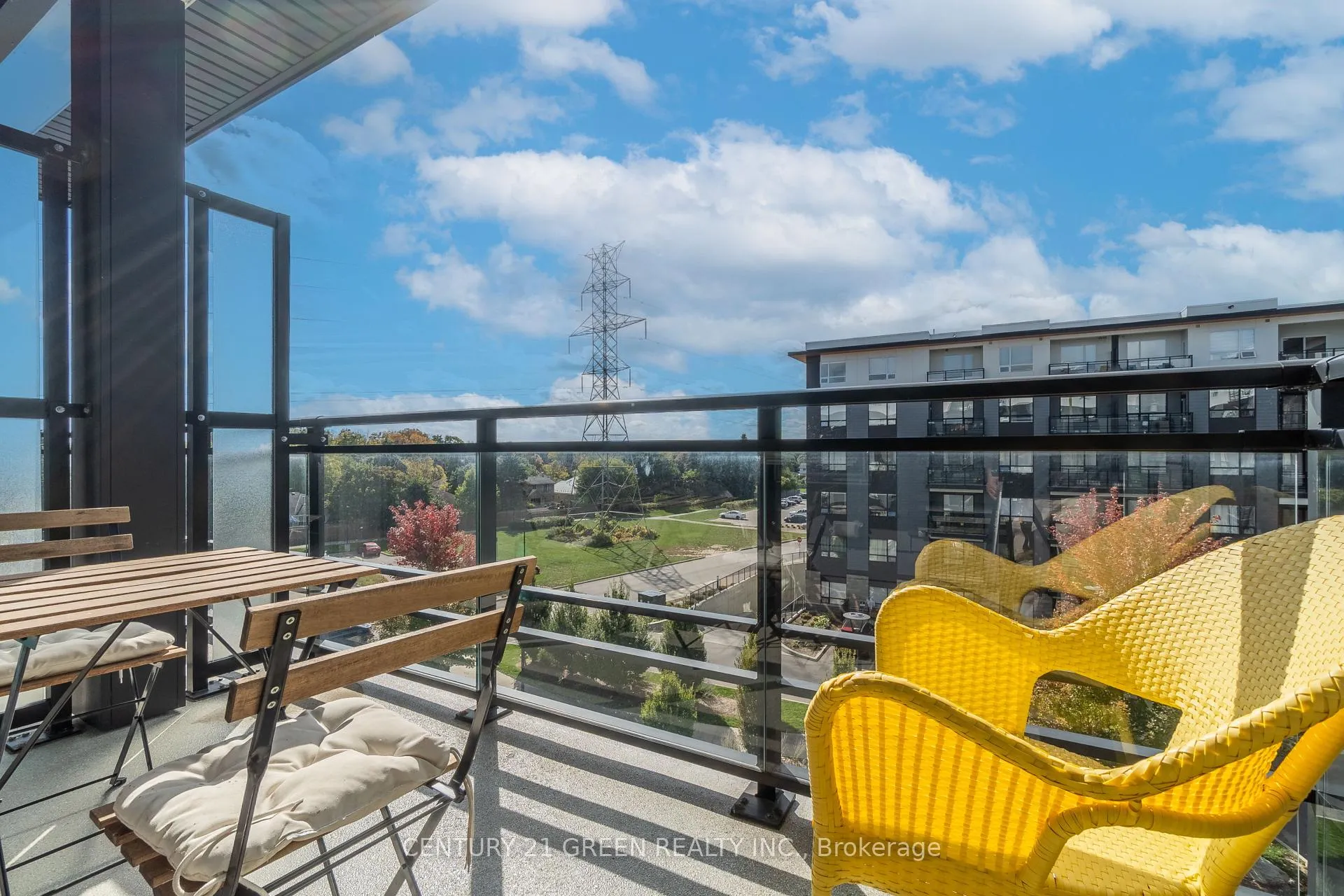 Photo 22 of Unit 407, 255 Northfield Drive E, Waterloo — HOMEH