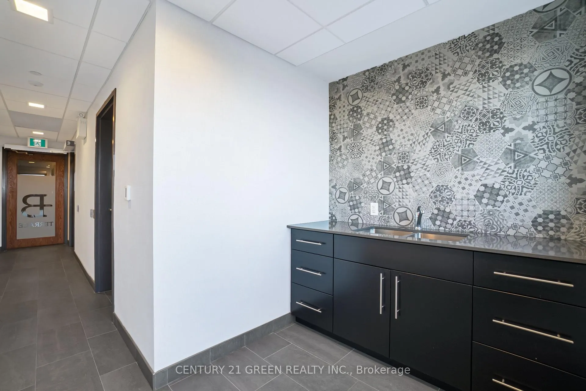 Photo 25 of Unit 407, 255 Northfield Drive E, Waterloo — HOMEH