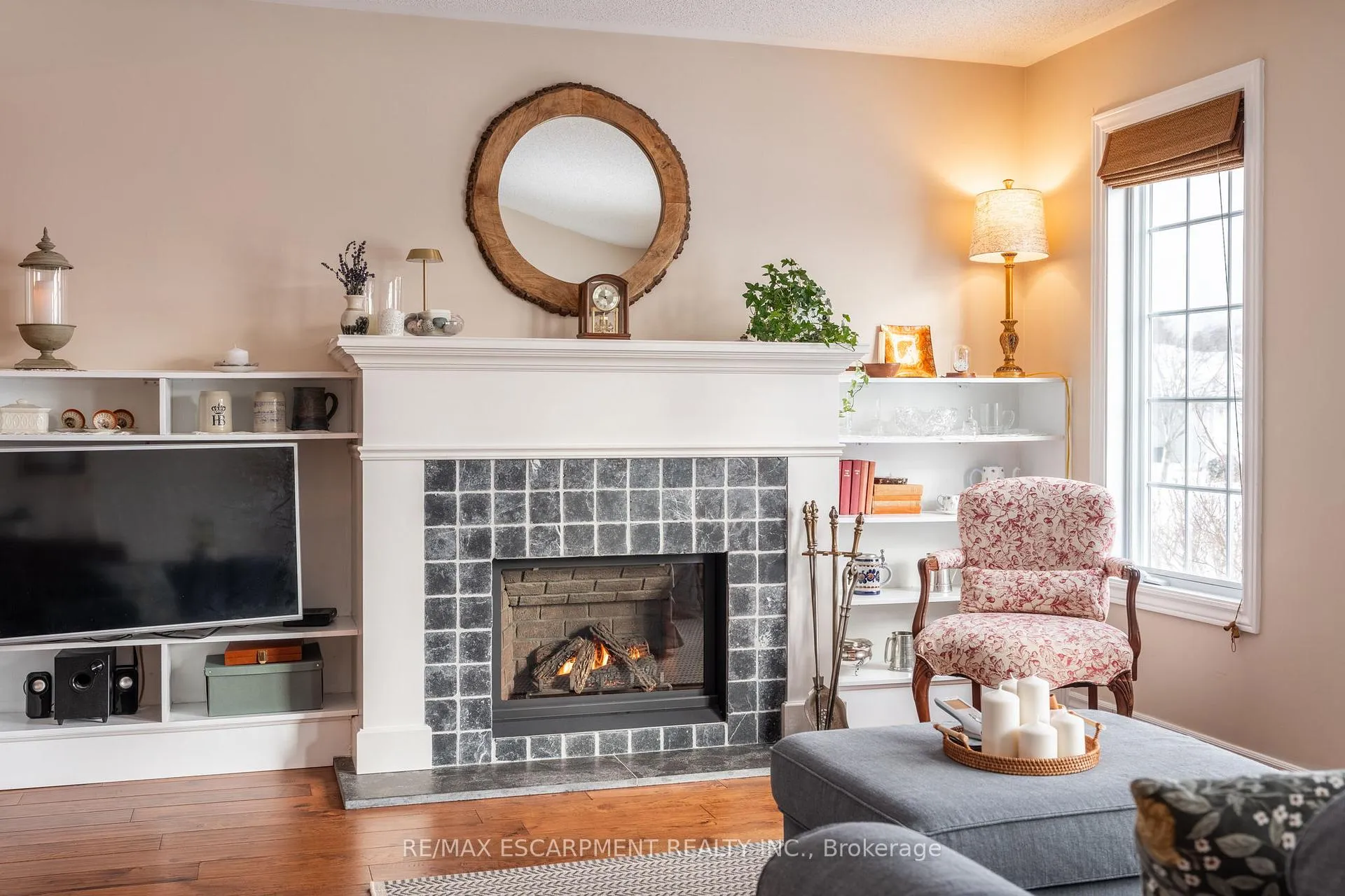 Photo 6 of 136 Glenariff Drive, Hamilton, Rural Flamborough — HOMEH