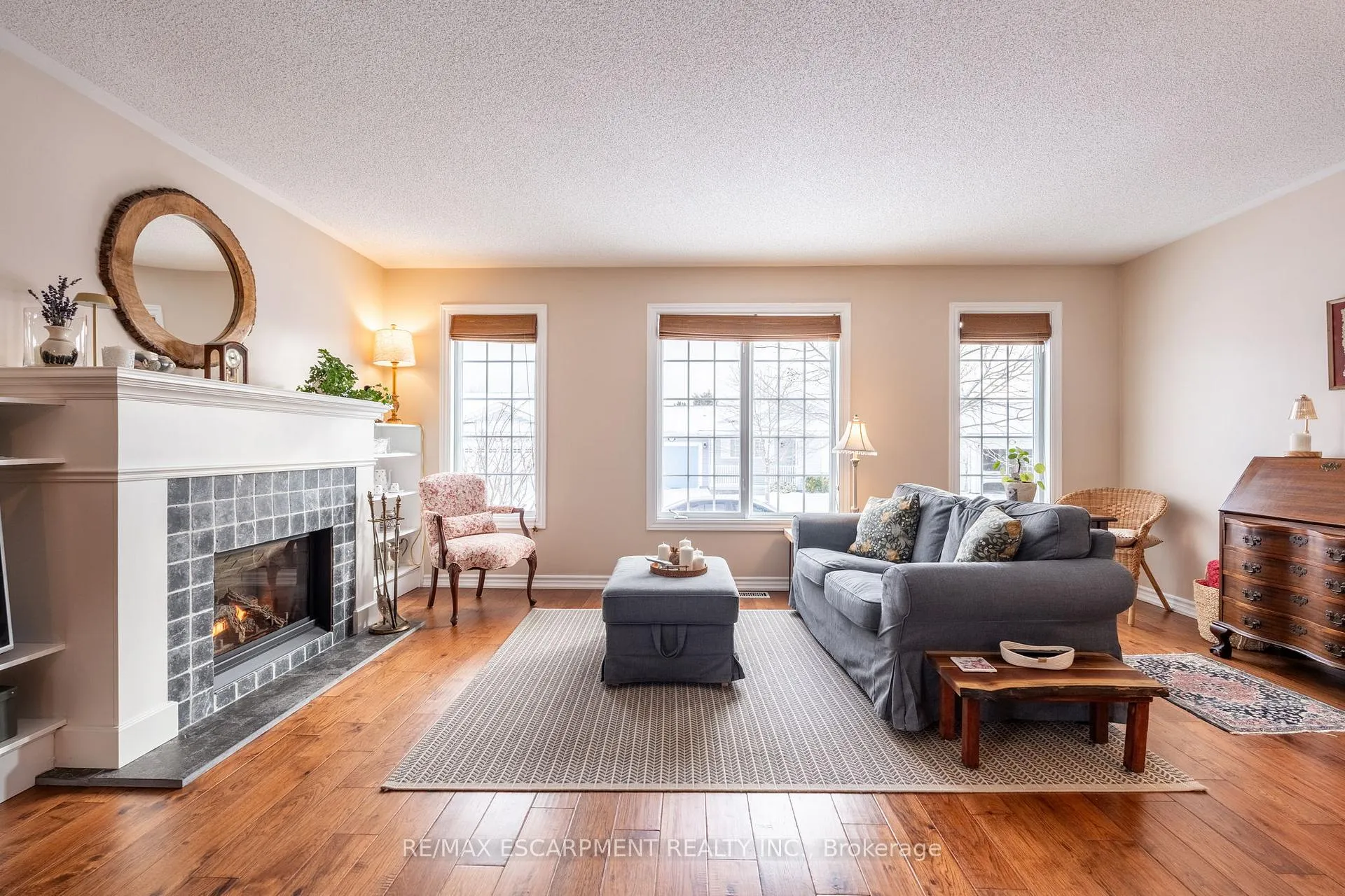 Photo 7 of 136 Glenariff Drive, Hamilton, Rural Flamborough — HOMEH