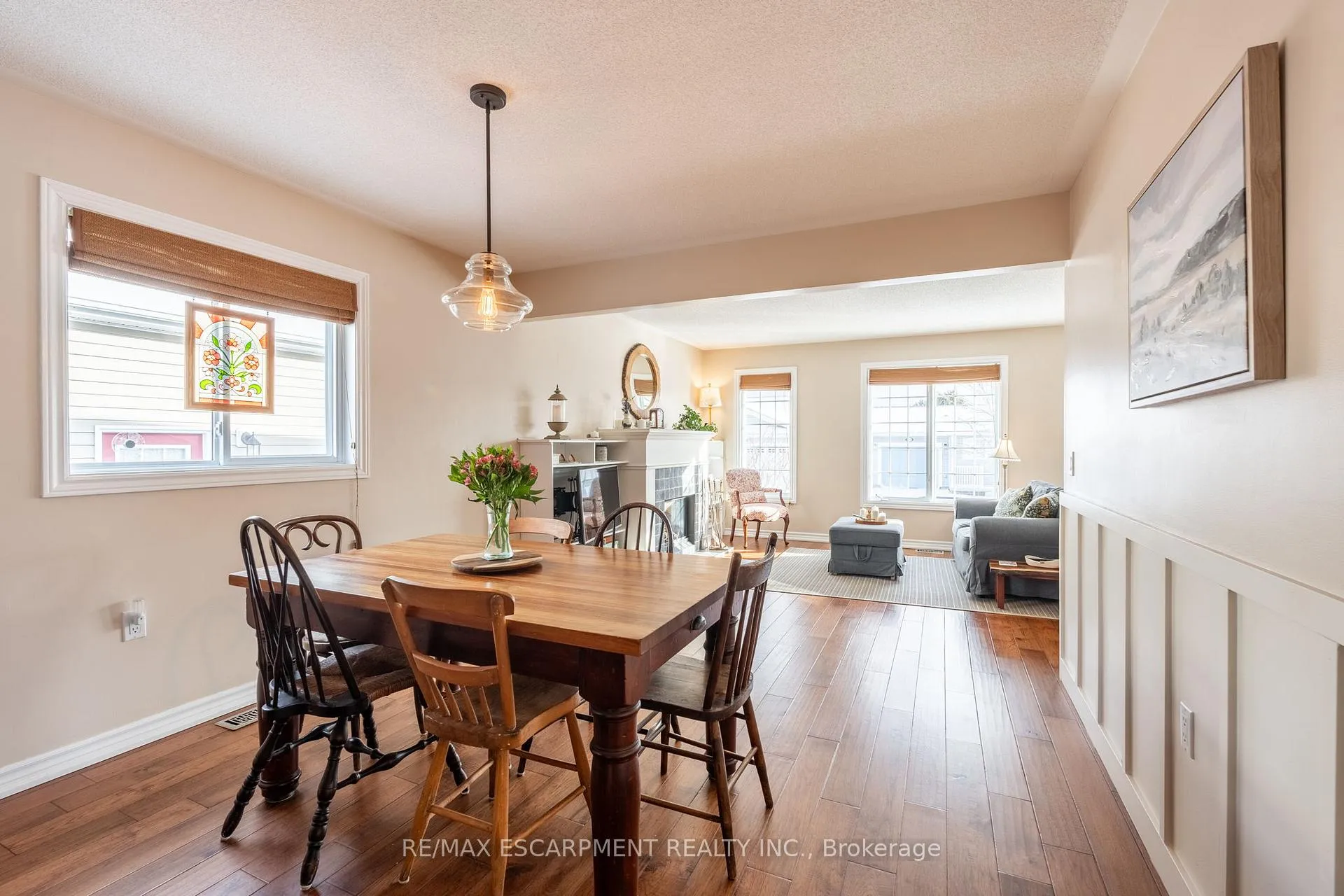 Photo 12 of 136 Glenariff Drive, Hamilton, Rural Flamborough — HOMEH