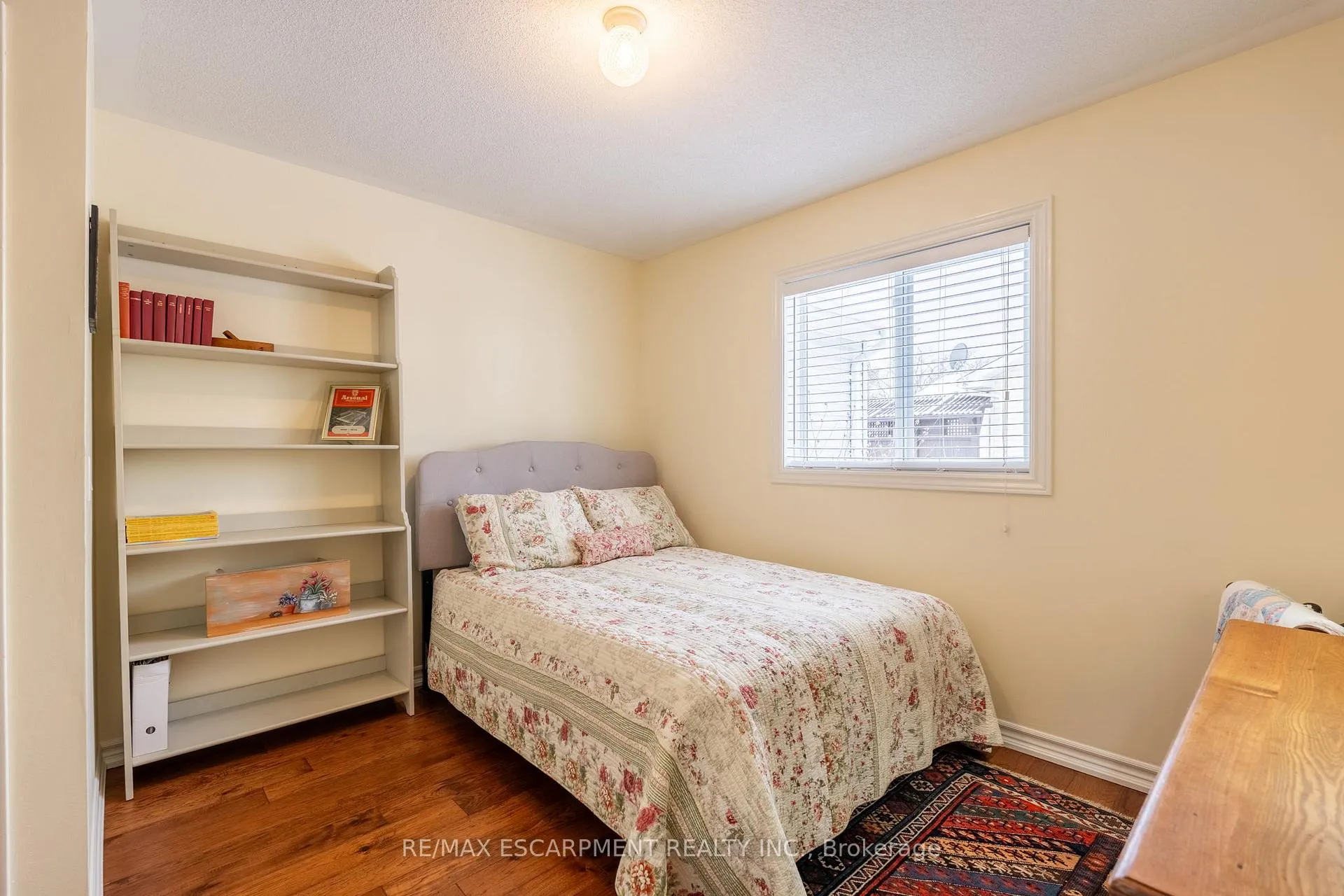 Photo 26 of 136 Glenariff Drive, Hamilton, Rural Flamborough — HOMEH