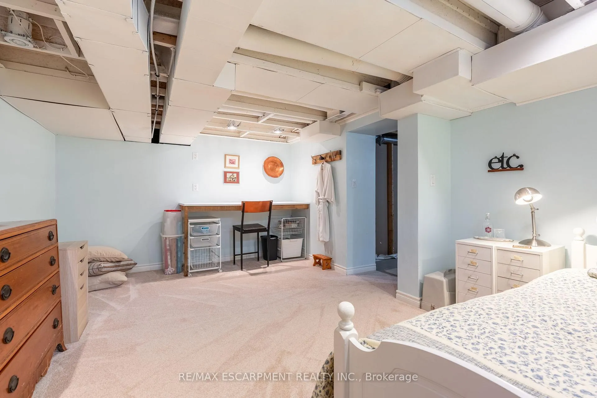 Photo 29 of 136 Glenariff Drive, Hamilton, Rural Flamborough — HOMEH