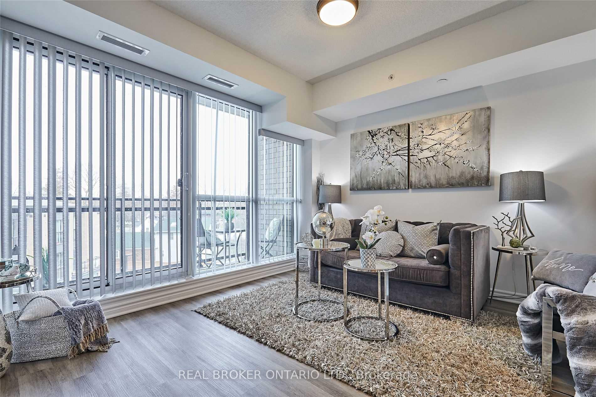 Front of Unit 405, 1 Falaise Road