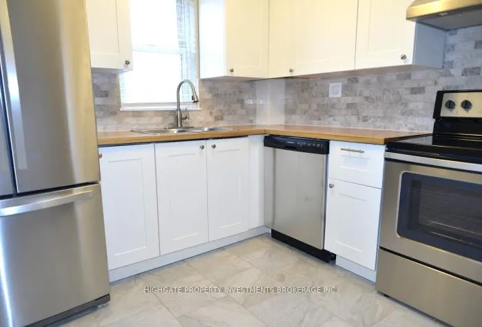 Photo 11 of Unit 1, 155 Highbourne Road, Toronto, Yonge-Eglinton — HOMEH