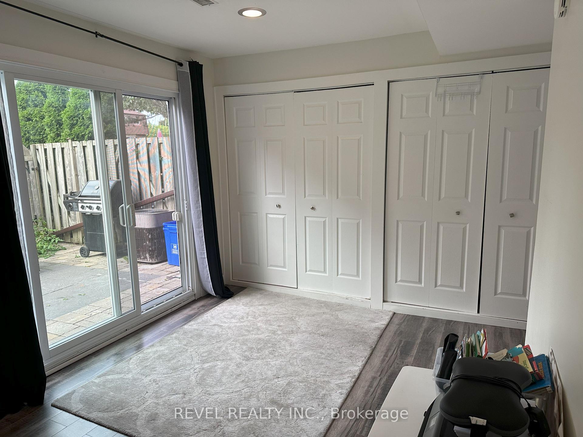 Photo 8 of Unit 80, 1115 Paramount Drive, Hamilton, Stoney Creek — HOMEH