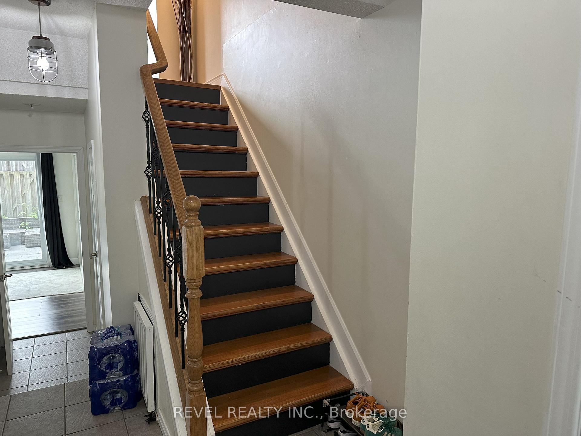 Photo 12 of Unit 80, 1115 Paramount Drive, Hamilton, Stoney Creek — HOMEH