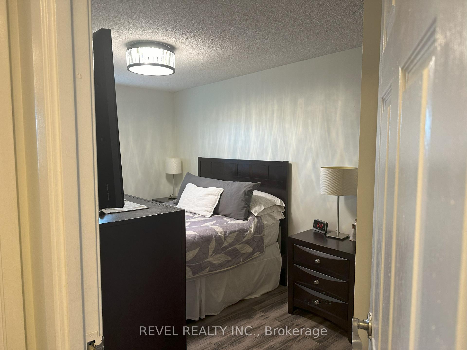 Photo 35 of Unit 80, 1115 Paramount Drive, Hamilton, Stoney Creek — HOMEH