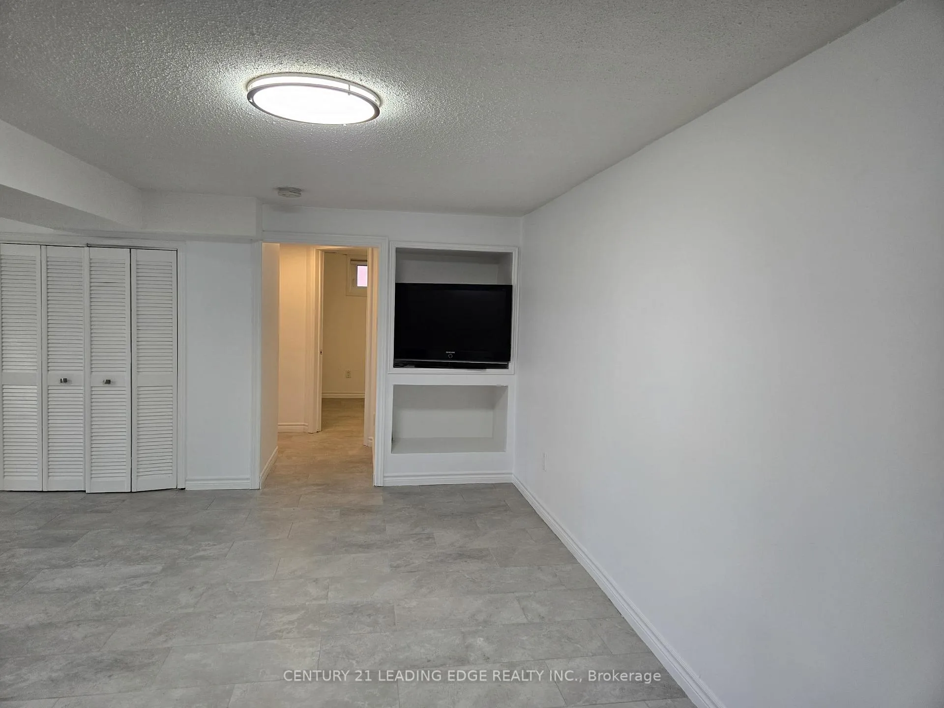 Photo 17 of Unit BSMT, 276 Walter Drive, Georgina, Keswick South — HOMEH