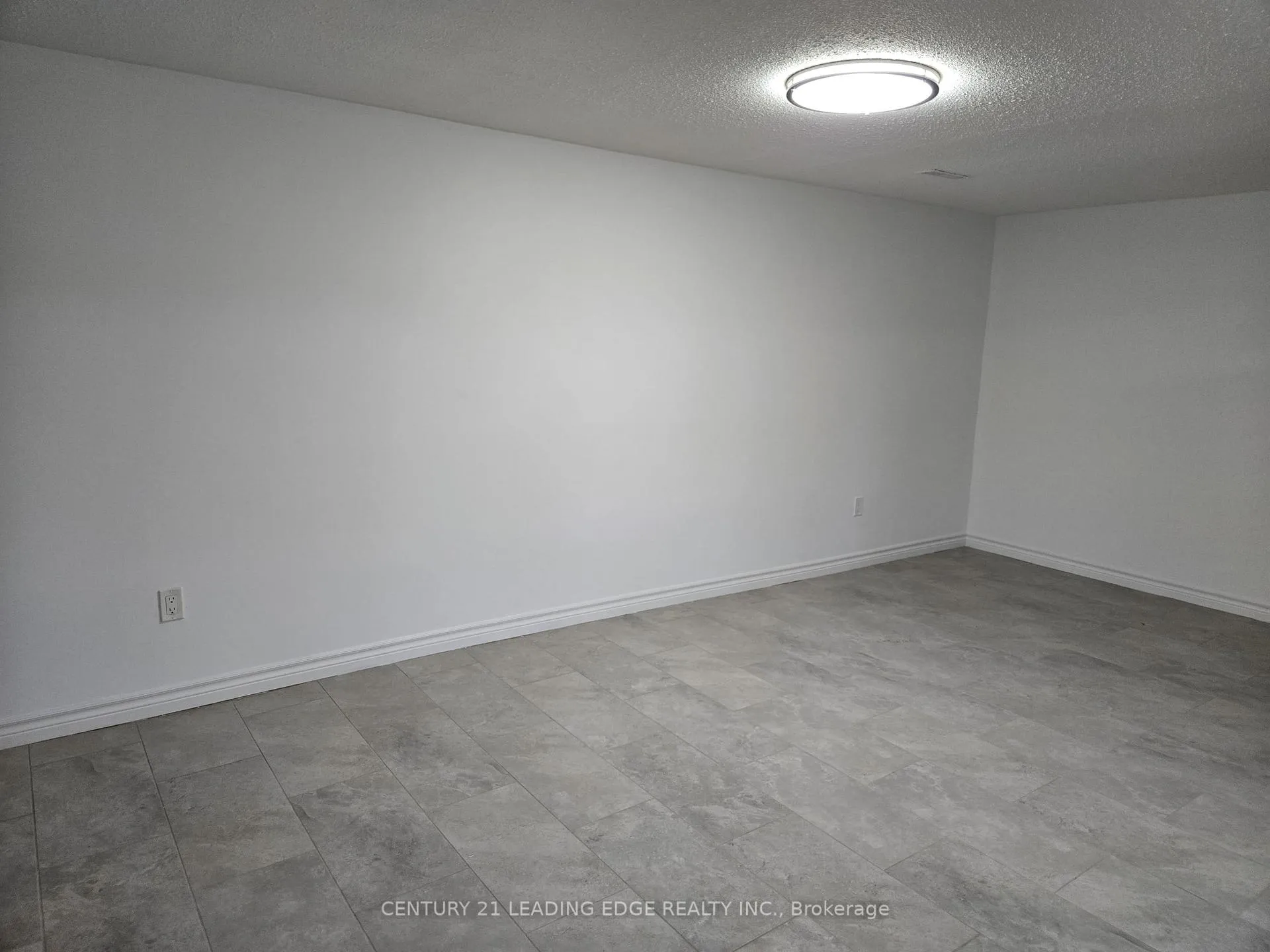Photo 18 of Unit BSMT, 276 Walter Drive, Georgina, Keswick South — HOMEH