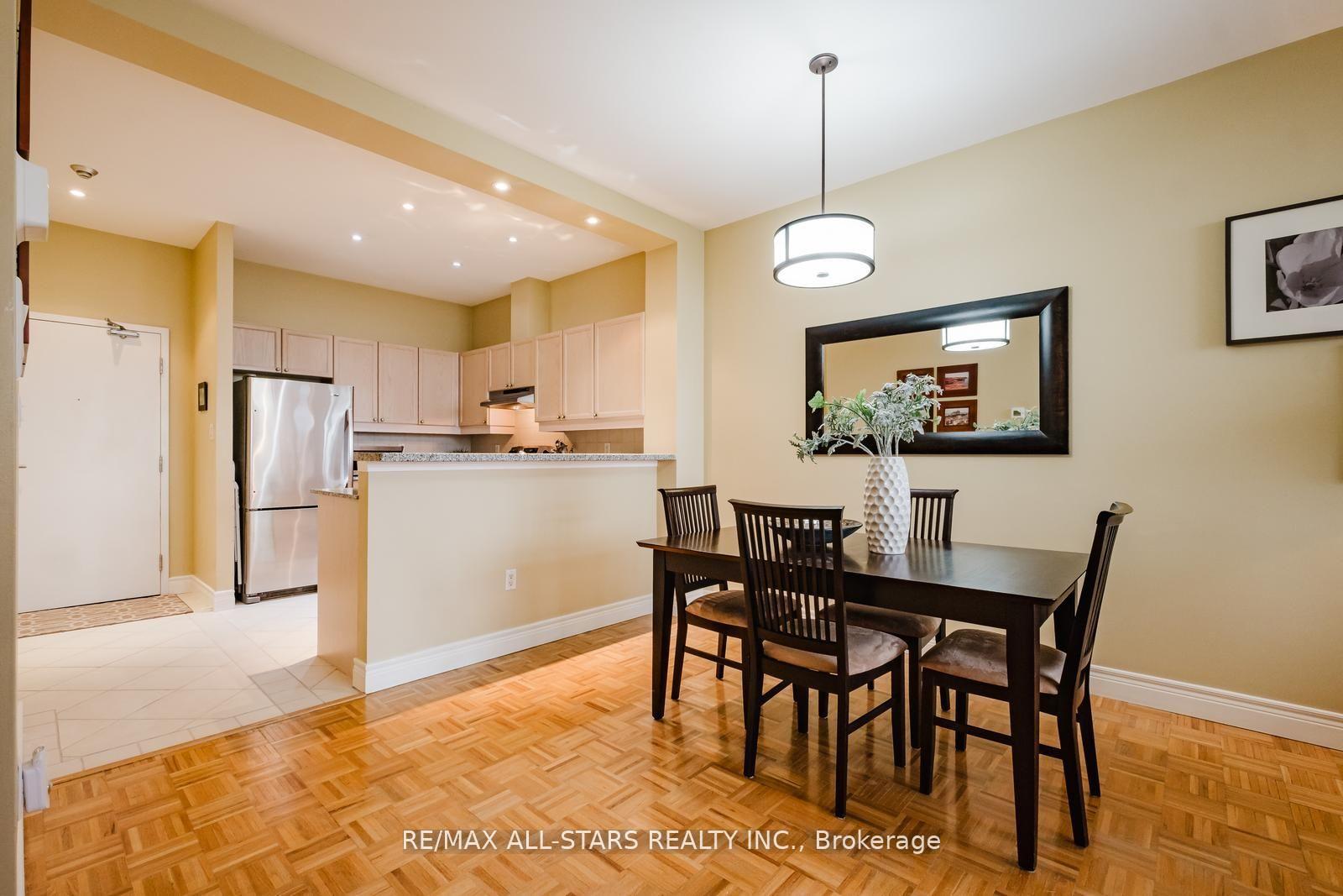 Photo 9 of Unit 303, 1 Leaside Park Drive, Toronto, Thorncliffe Park — HOMEH