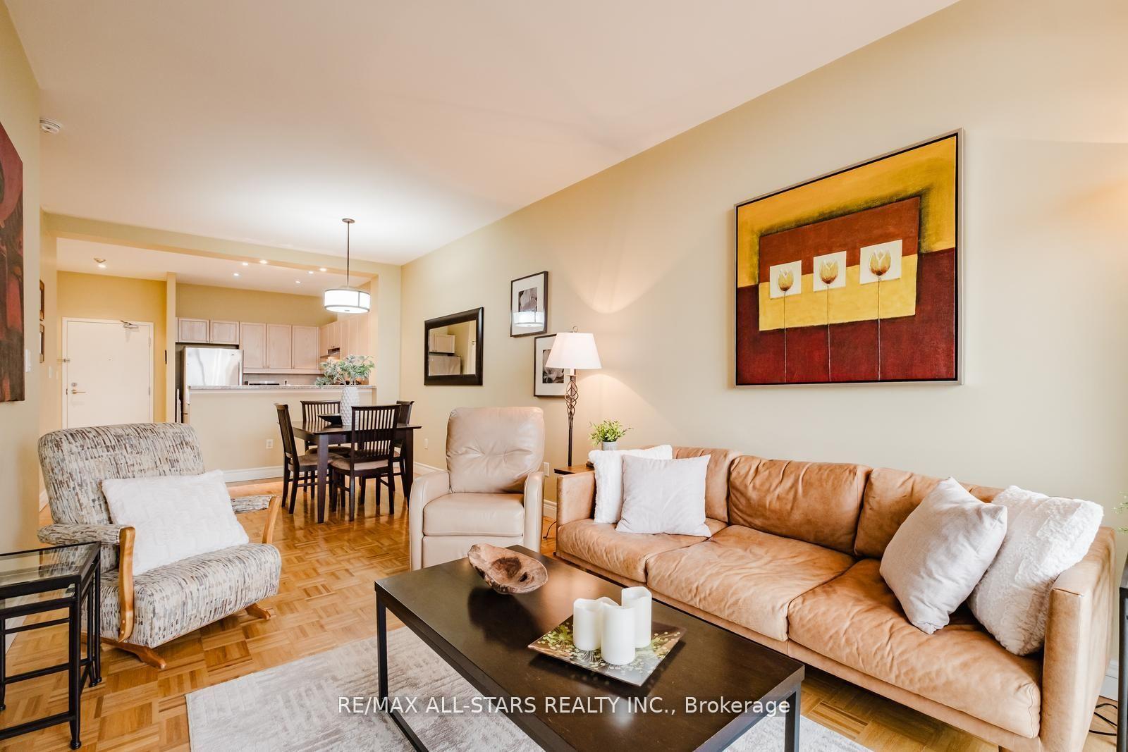 Photo 12 of Unit 303, 1 Leaside Park Drive, Toronto, Thorncliffe Park — HOMEH