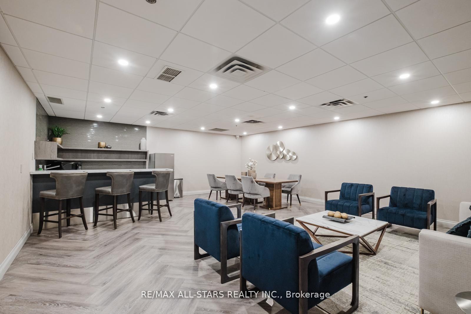 Photo 20 of Unit 303, 1 Leaside Park Drive, Toronto, Thorncliffe Park — HOMEH