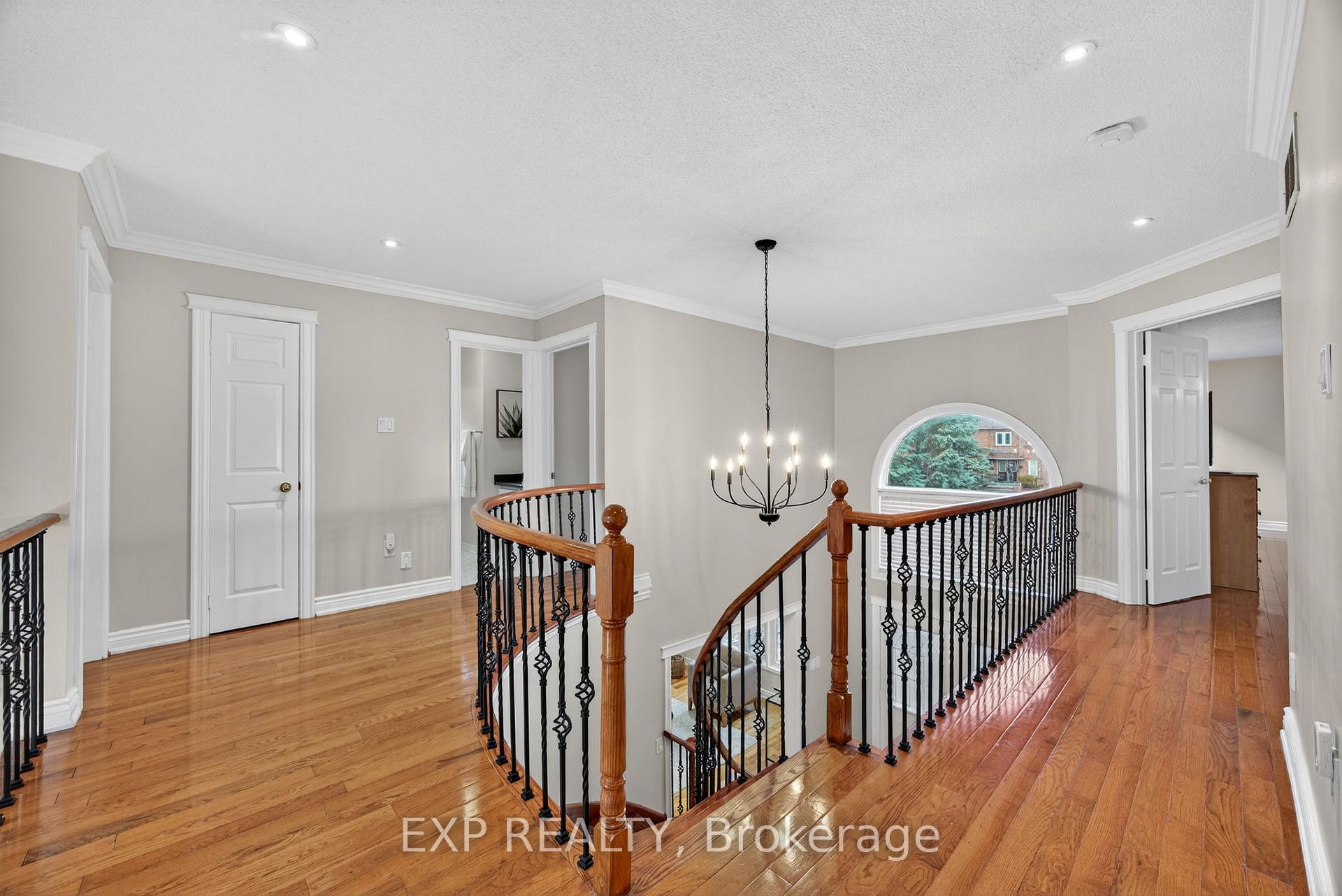 Photo 14 of 27 Fontaine Drive, Georgina, Keswick North — HOMEH