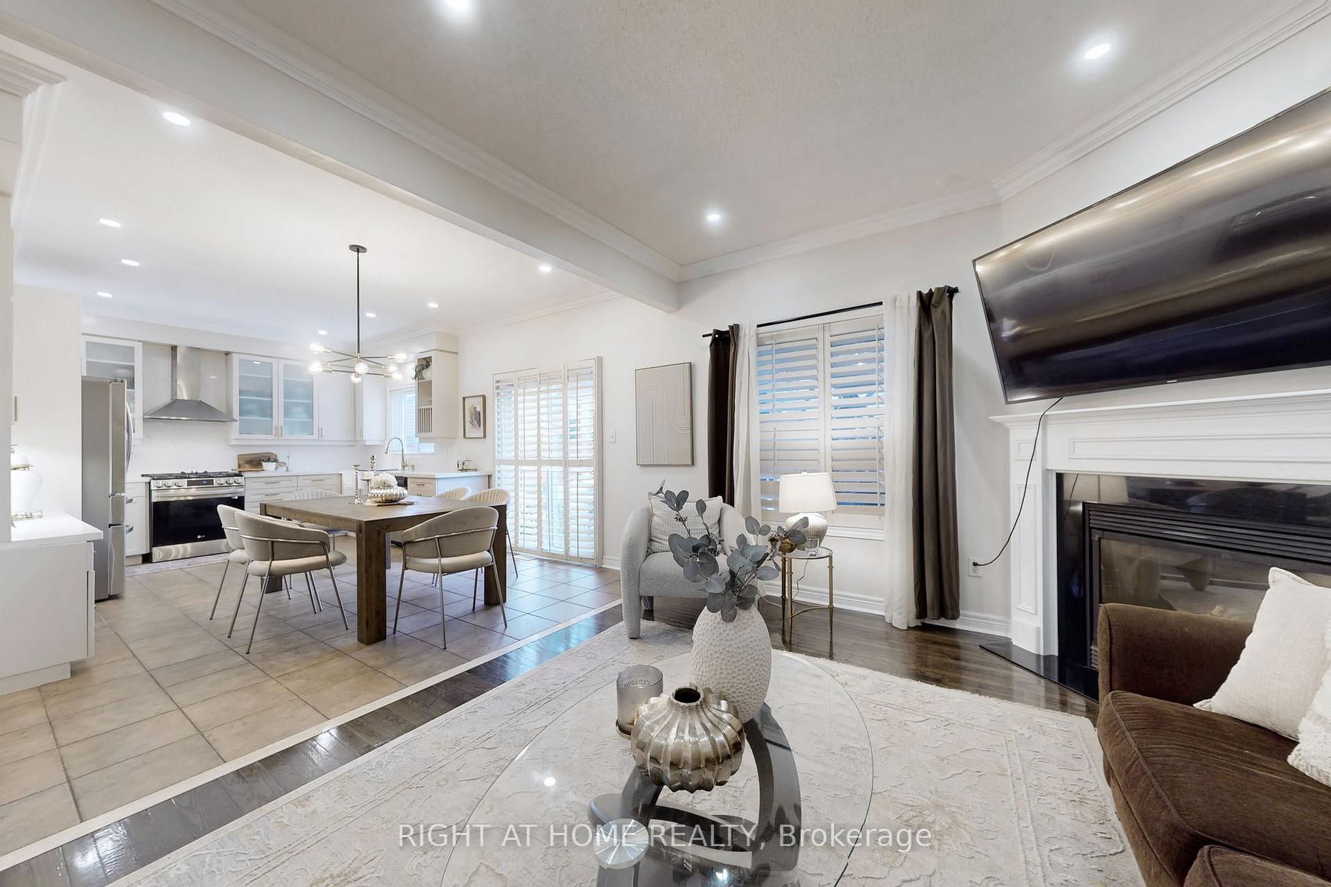 Photo 12 of 78 Middlecote Drive, Ajax, Northeast Ajax — HOMEH