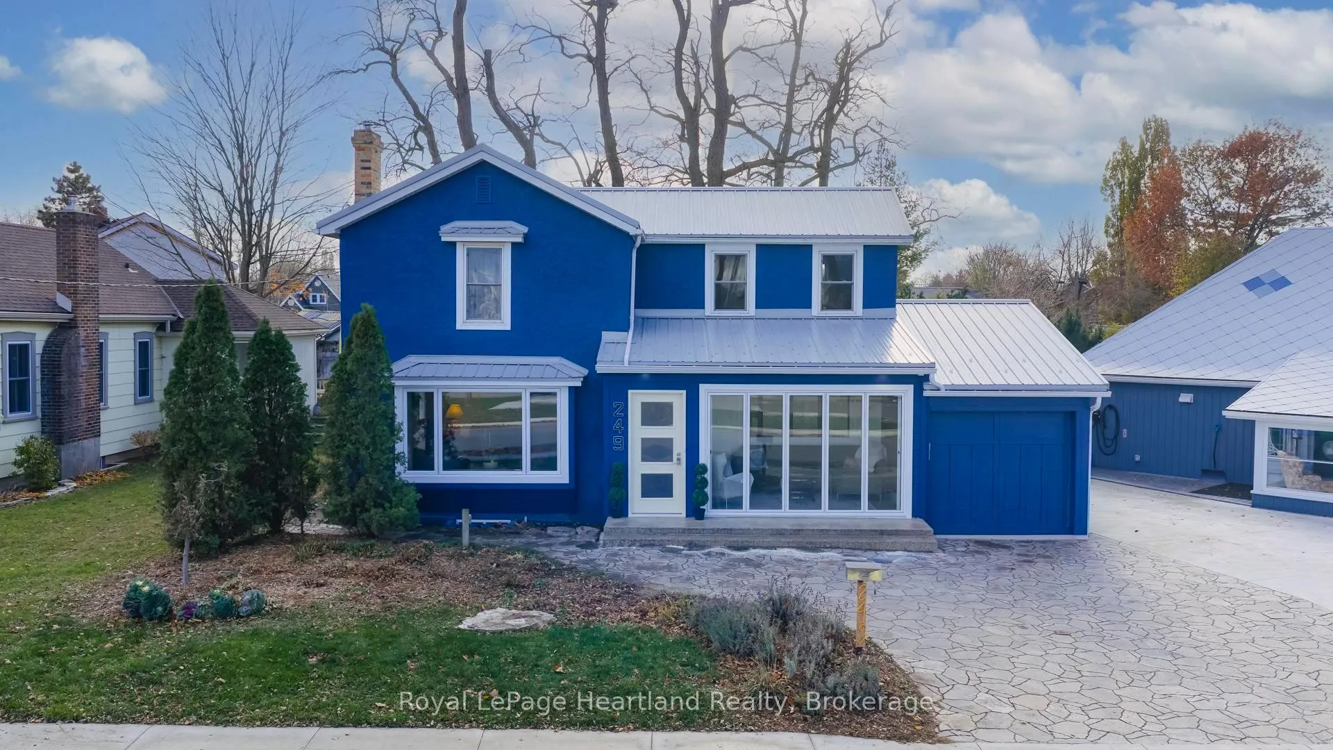 Photo 1 of 249 Lighthouse Street, Goderich, Goderich (Town) — HOMEH