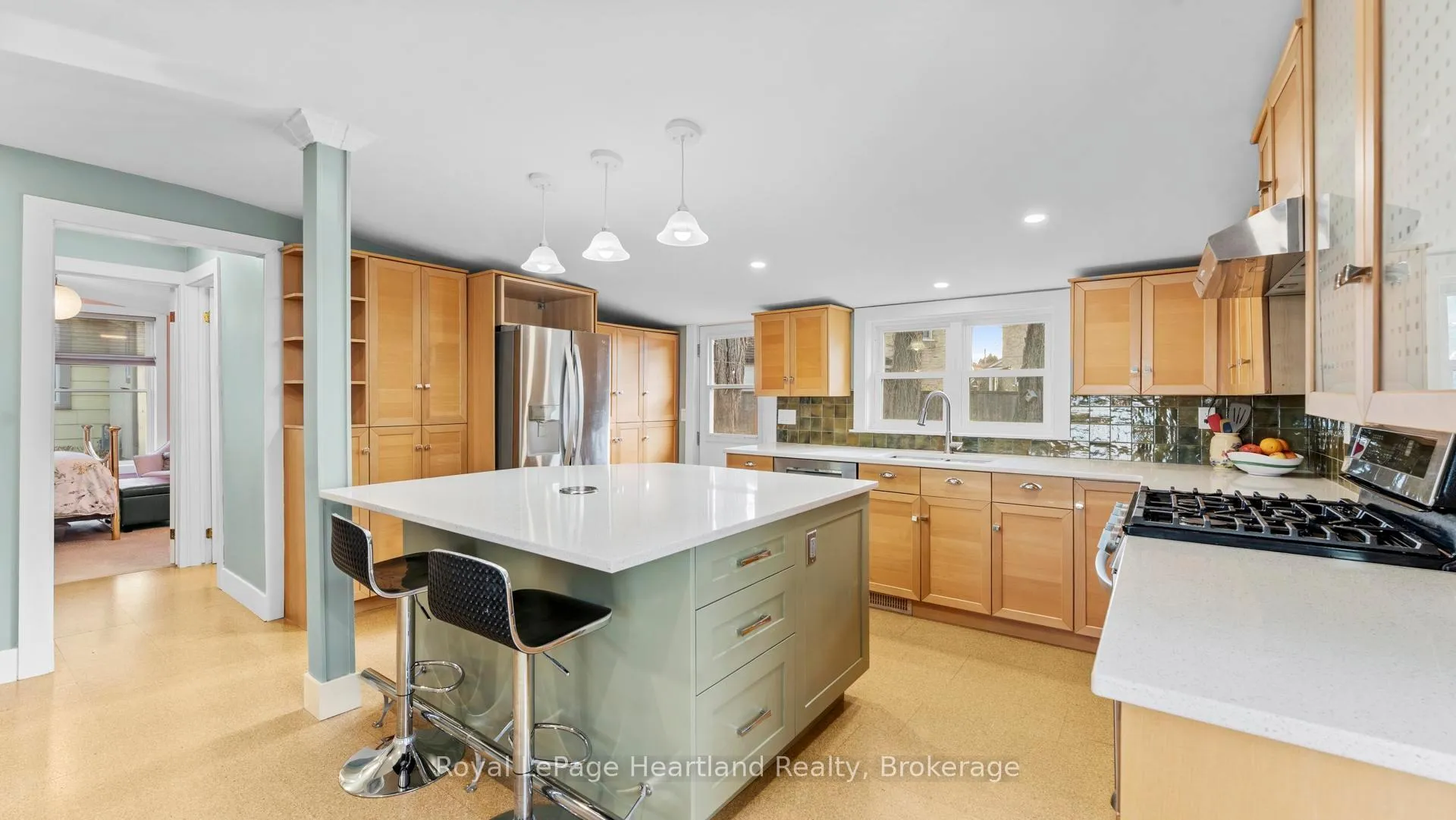 Photo 12 of 249 Lighthouse Street, Goderich, Goderich (Town) — HOMEH