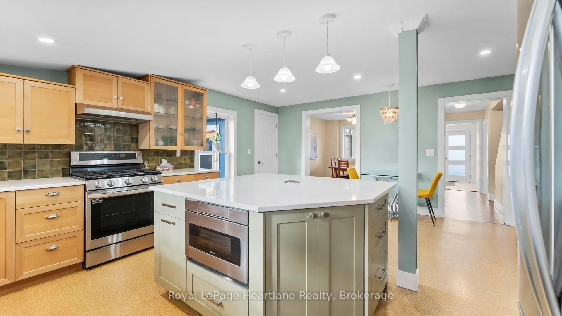 Photo 15 of 249 Lighthouse Street, Goderich, Goderich (Town) — HOMEH