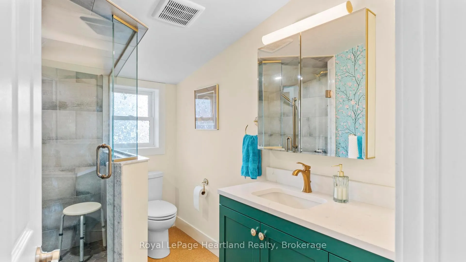 Photo 18 of 249 Lighthouse Street, Goderich, Goderich (Town) — HOMEH