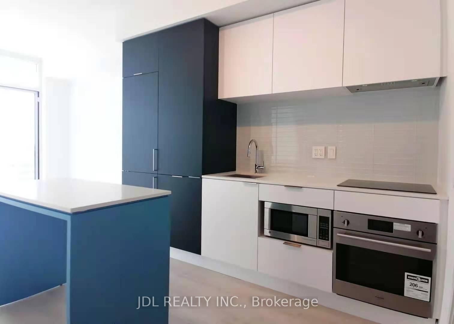 Front of Unit 2804, 33 Helendale Avenue