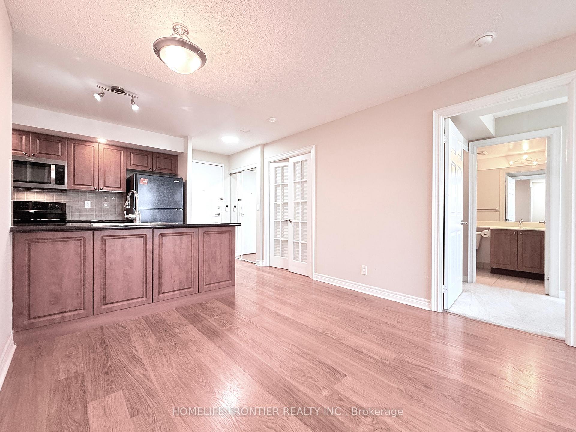 Photo 6 of Unit 826, 33 Cox Boulevard, Markham, Unionville — HOMEH