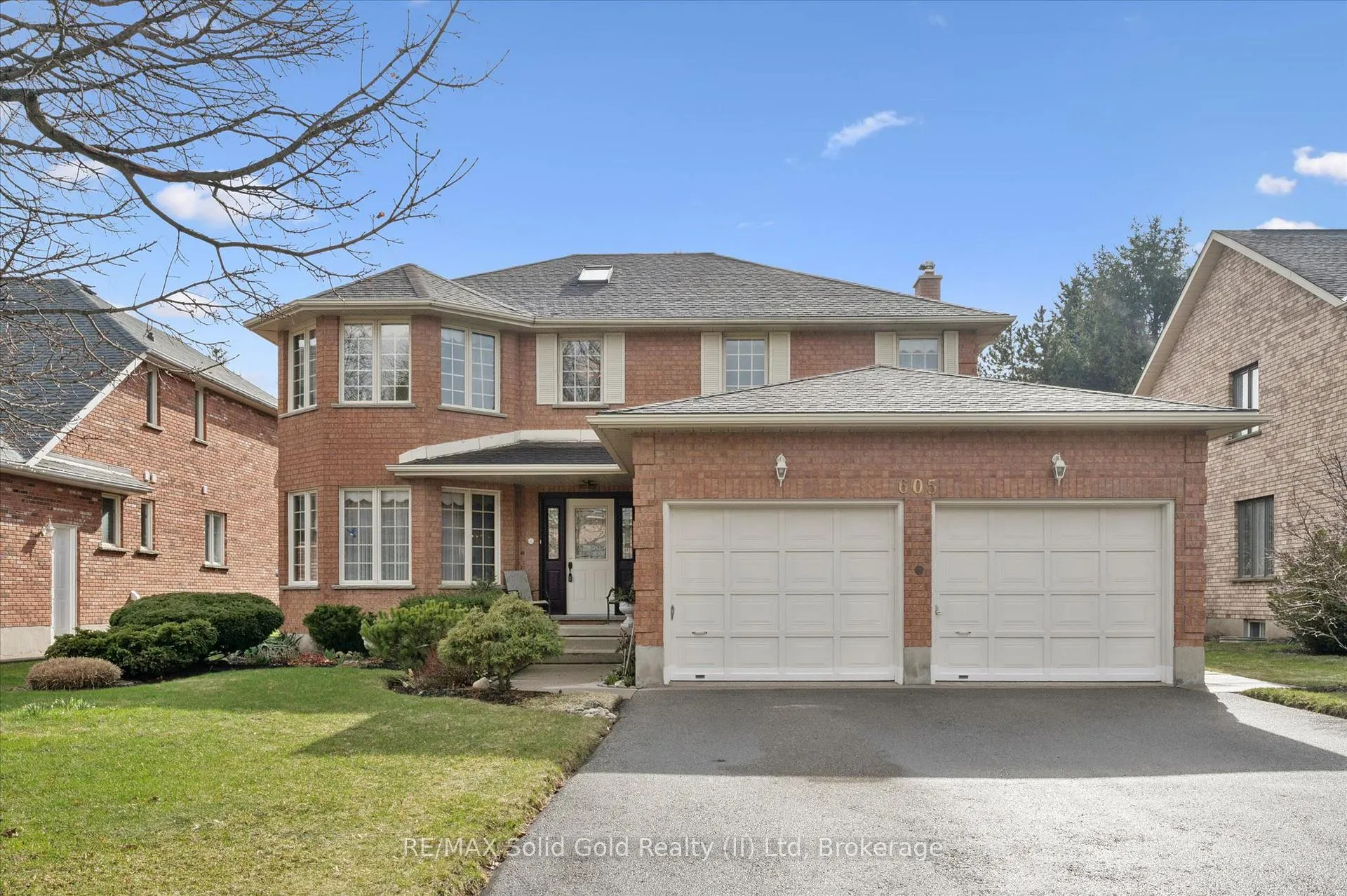 Photo 1 of 605 Stonebury Crescent, Waterloo — HOMEH