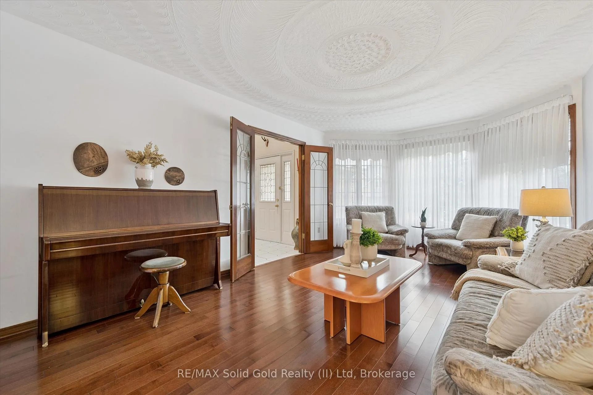 Photo 6 of 605 Stonebury Crescent, Waterloo — HOMEH