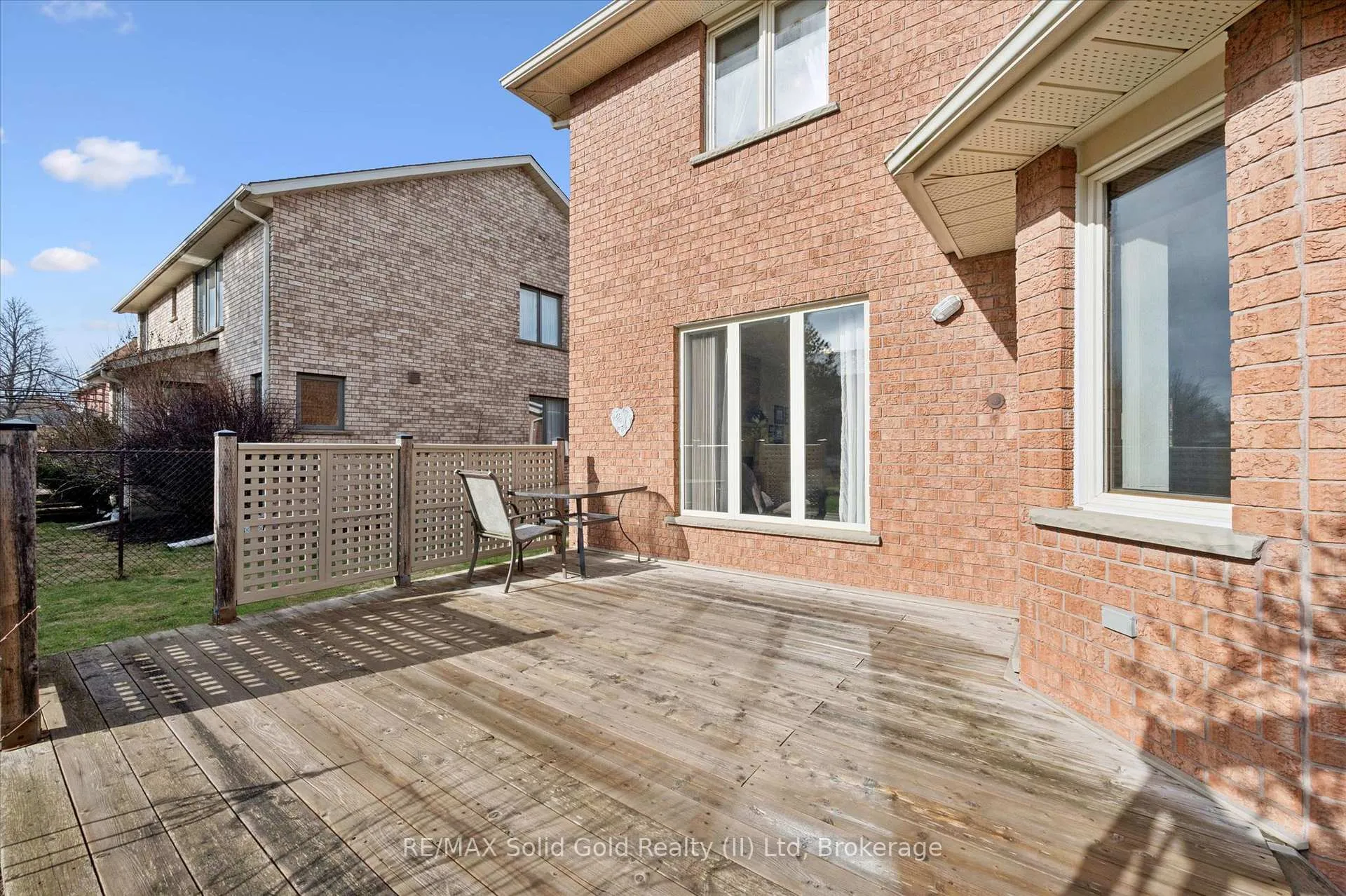 Photo 35 of 605 Stonebury Crescent, Waterloo — HOMEH