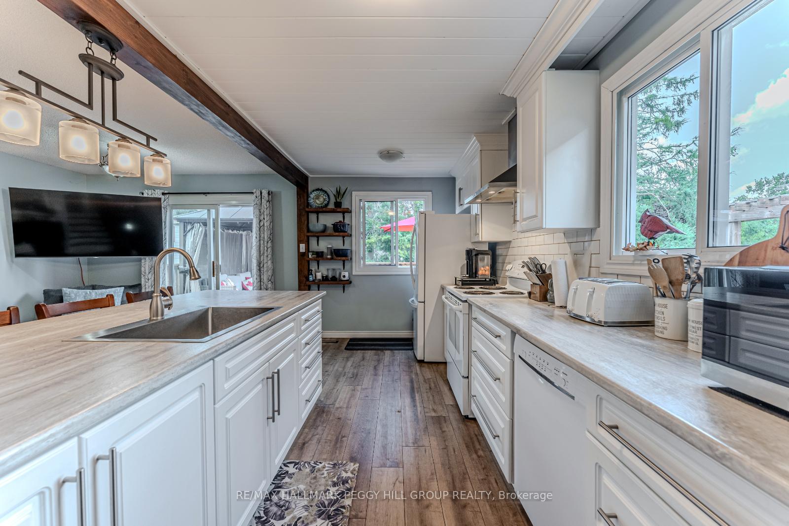 Photo 6 of 56 Janice Drive, Barrie, Sunnidale — HOMEH