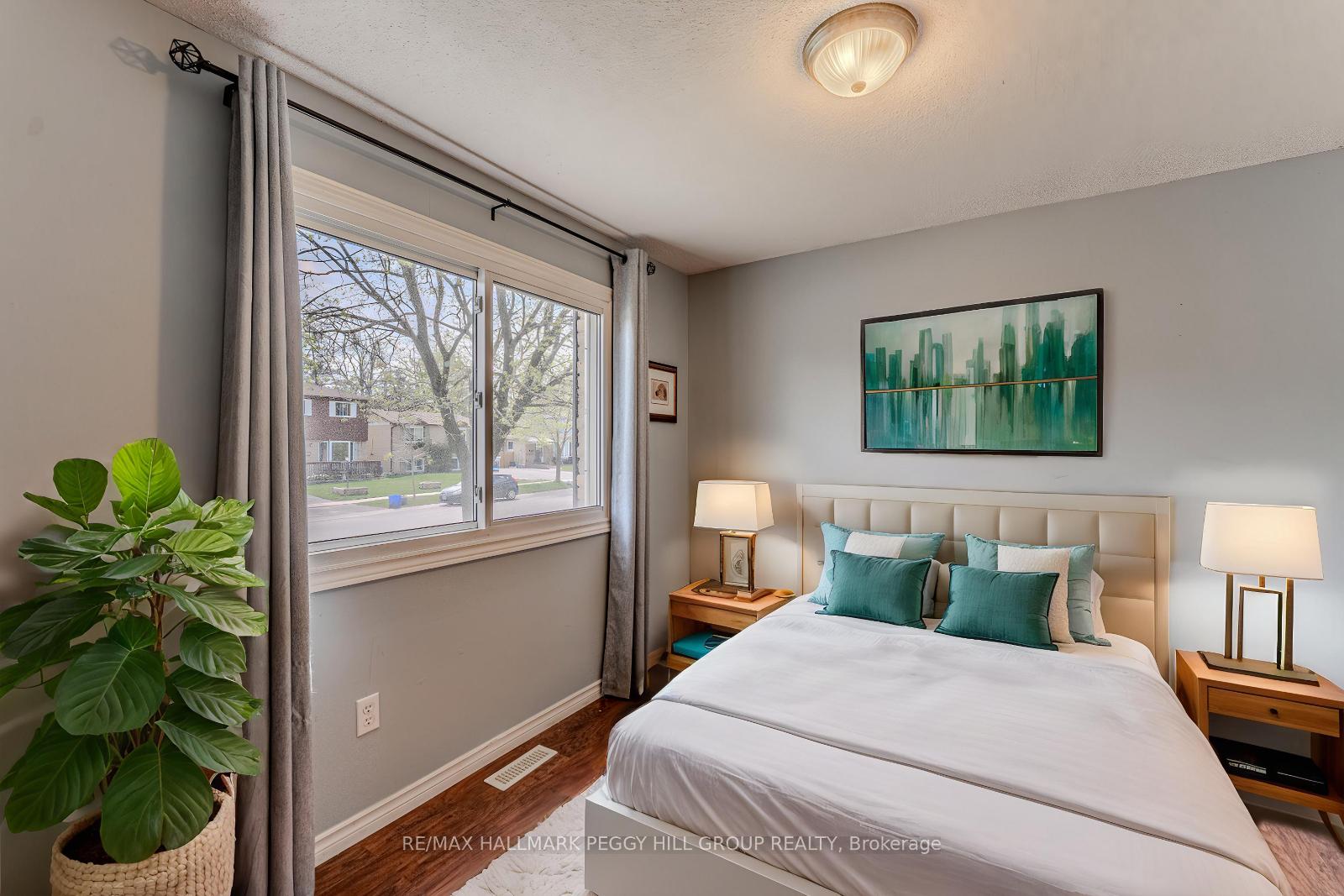 Photo 11 of 56 Janice Drive, Barrie, Sunnidale — HOMEH