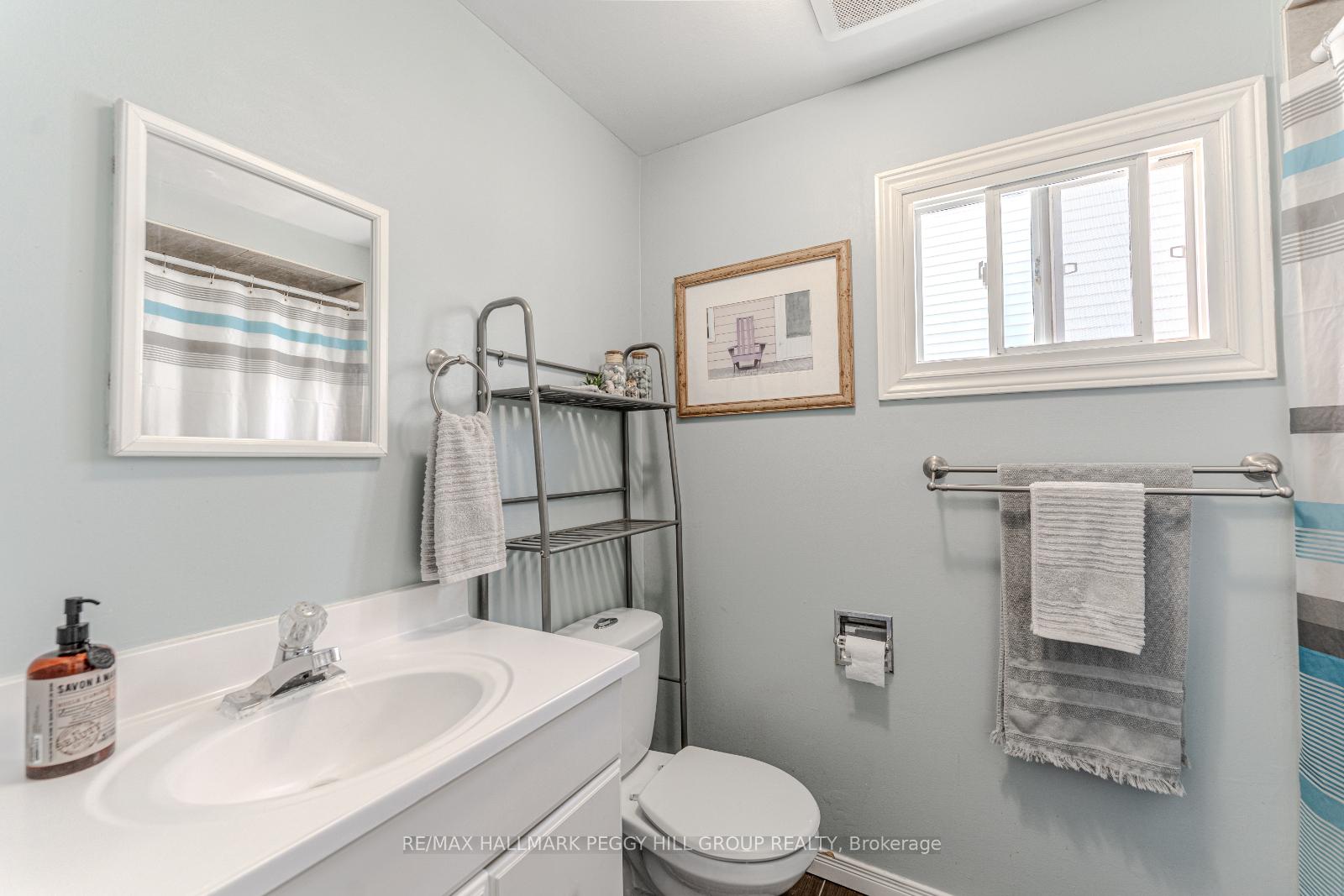 Photo 9 of 56 Janice Drive, Barrie, Sunnidale — HOMEH