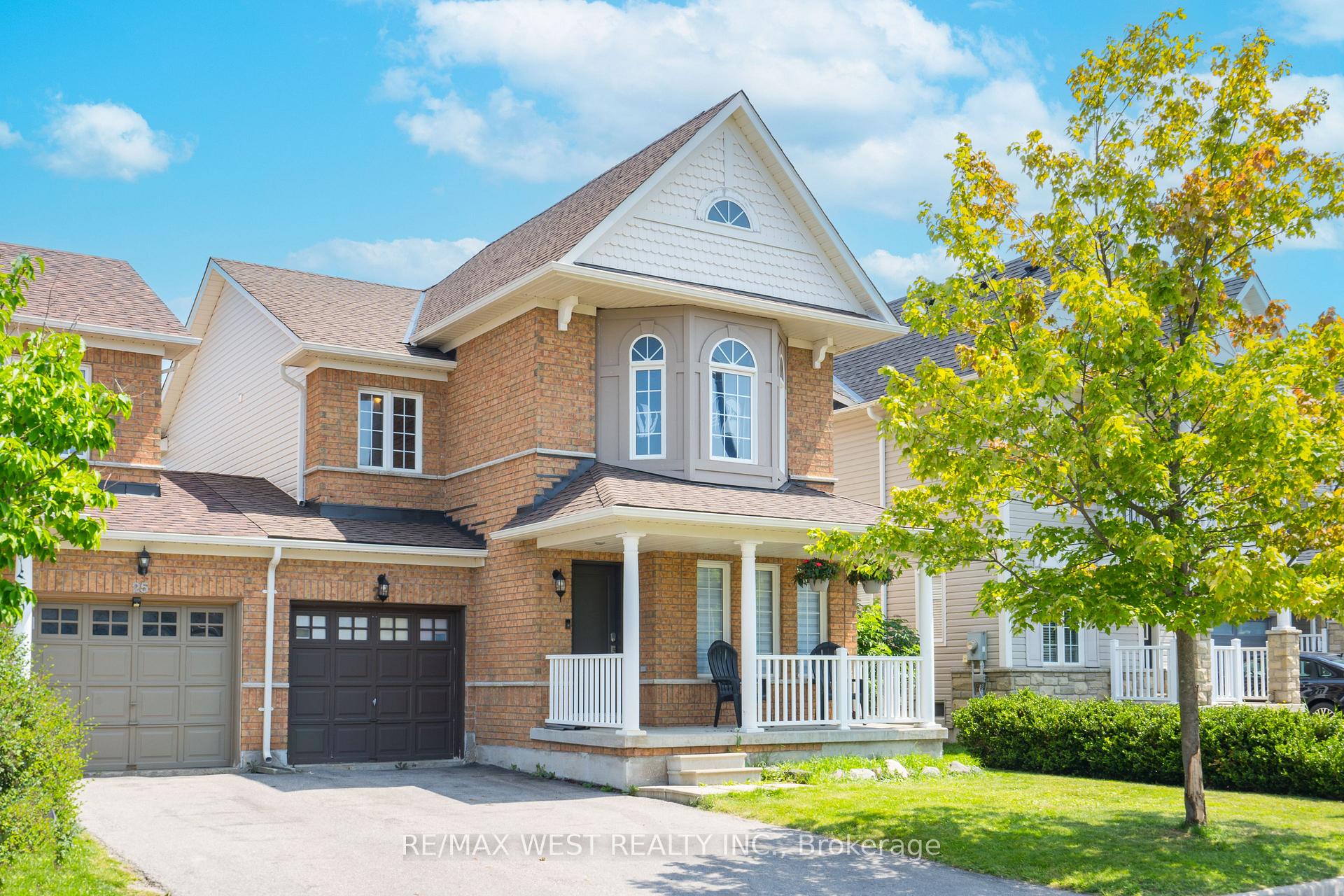 Photo 1 of 27 Succession Crescent, Barrie, Innis-Shore — HOMEH