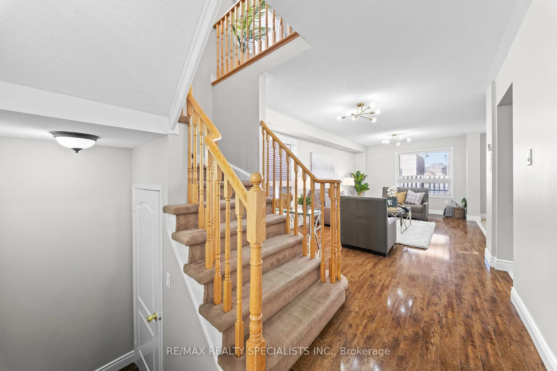 Photo 7 of 54 Hollingsworth Circle, Brampton, Fletcher's Meadow — HOMEH