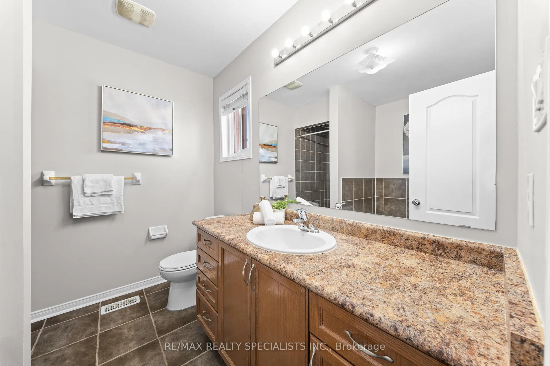 Photo 28 of 54 Hollingsworth Circle, Brampton, Fletcher's Meadow — HOMEH