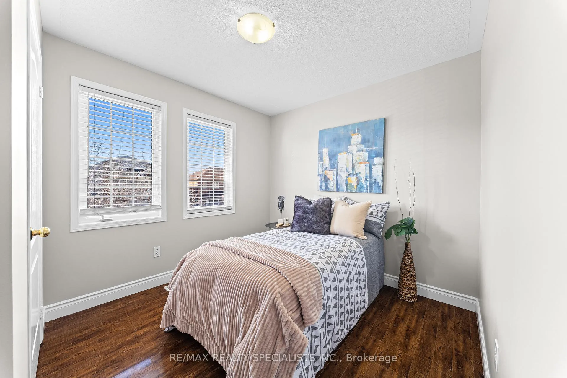 Photo 30 of 54 Hollingsworth Circle, Brampton, Fletcher's Meadow — HOMEH