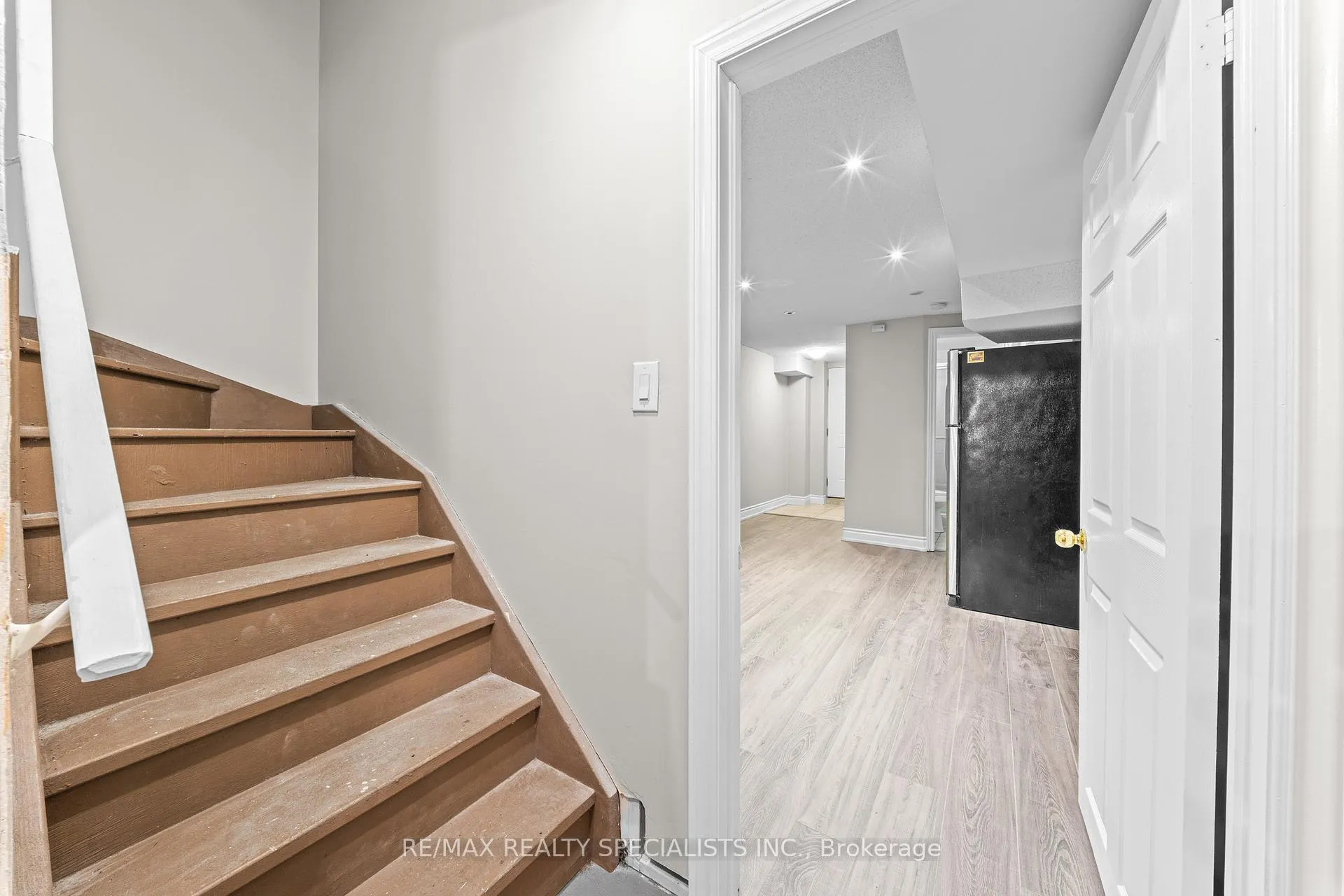 Photo 36 of 54 Hollingsworth Circle, Brampton, Fletcher's Meadow — HOMEH