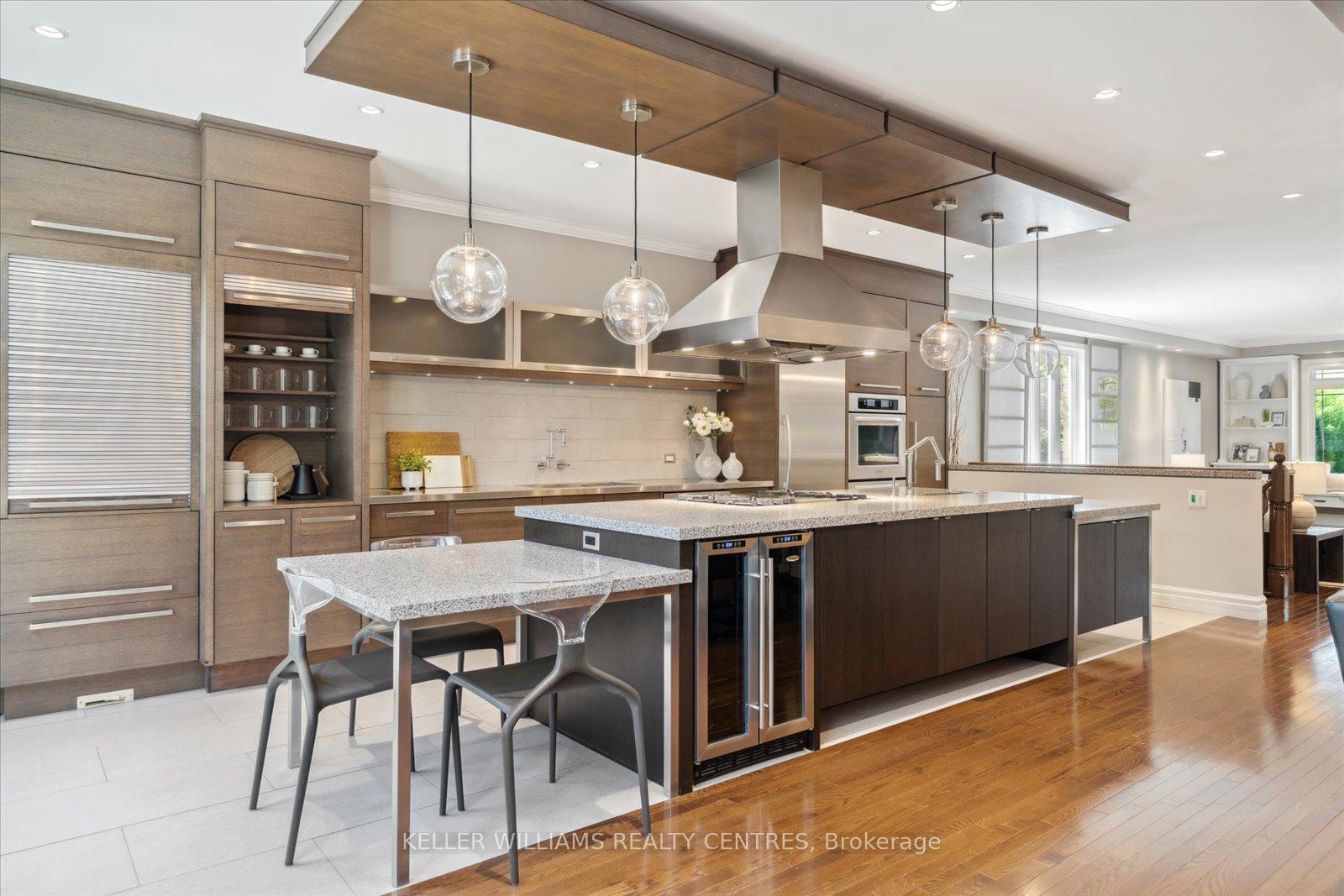 Photo 15 of 214 Tonner Crescent, Aurora, Bayview Northeast — HOMEH