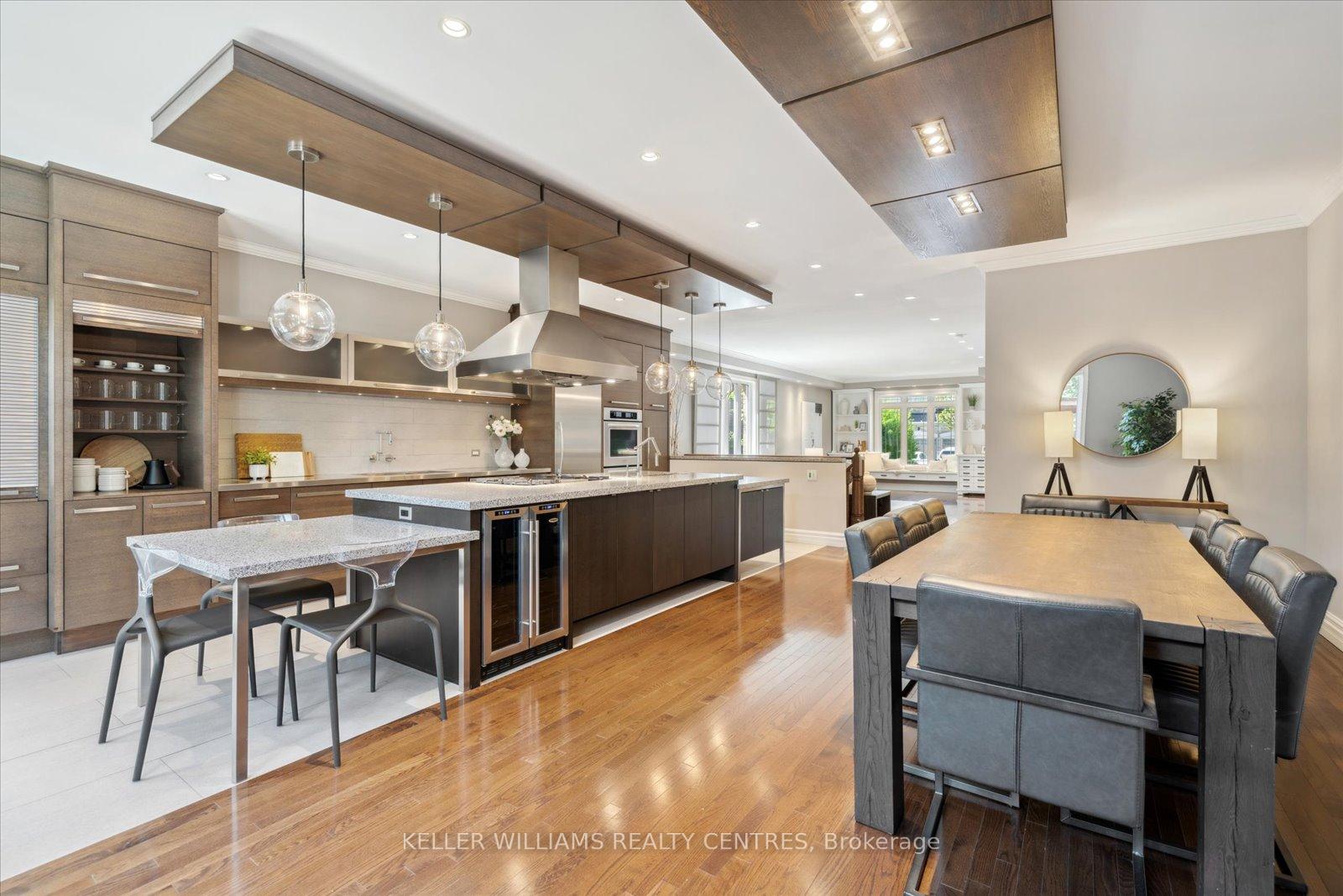 Photo 13 of 214 Tonner Crescent, Aurora, Bayview Northeast — HOMEH