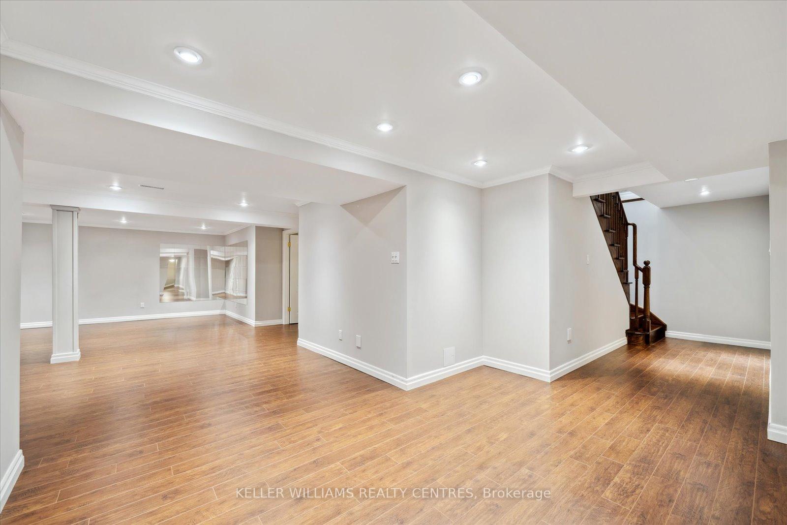 Photo 31 of 214 Tonner Crescent, Aurora, Bayview Northeast — HOMEH